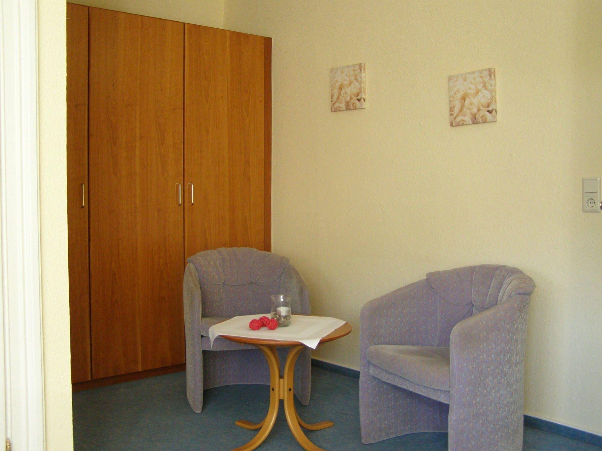 Hotel Fährhaus Niederkleveez