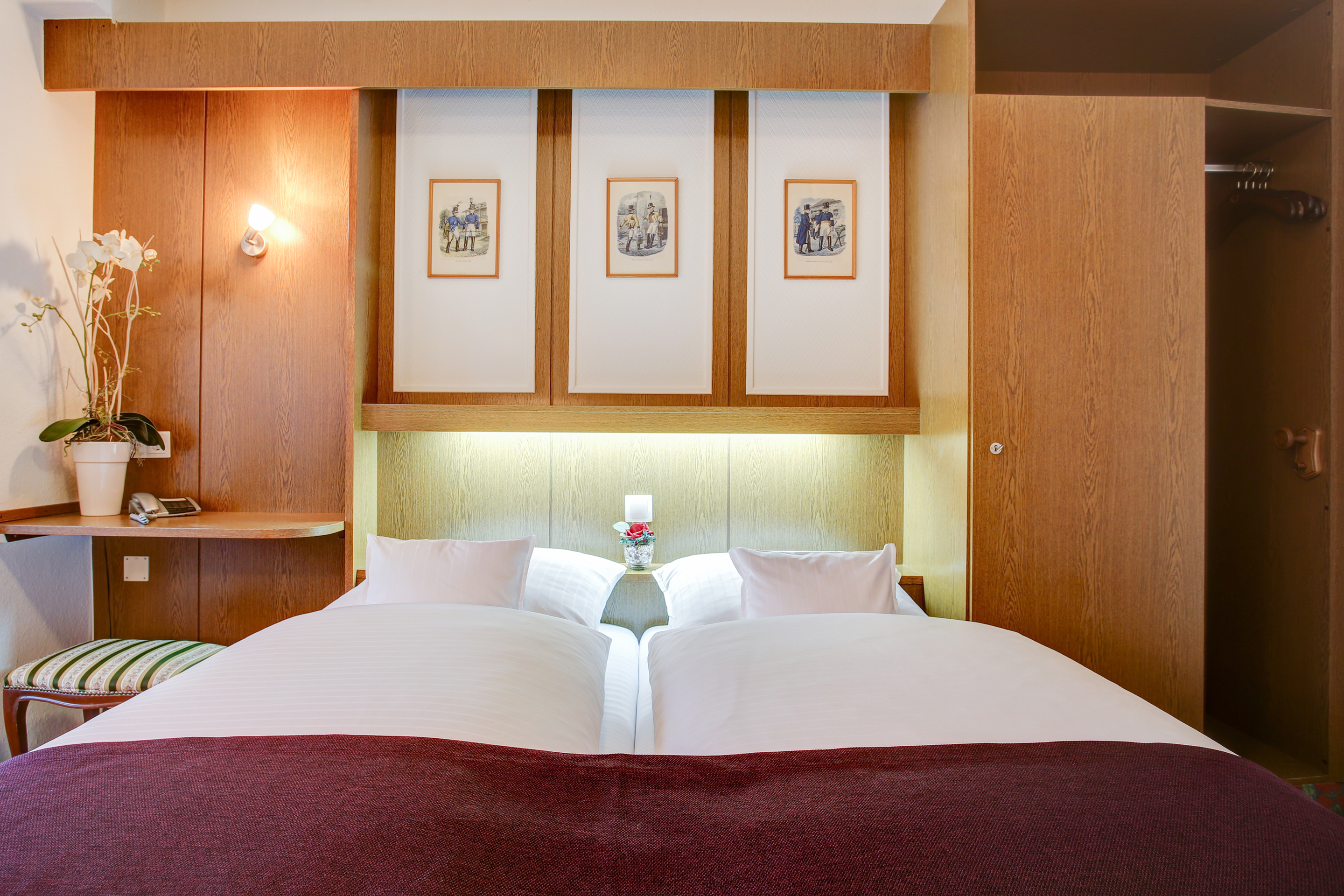 INA Hotel Consul
