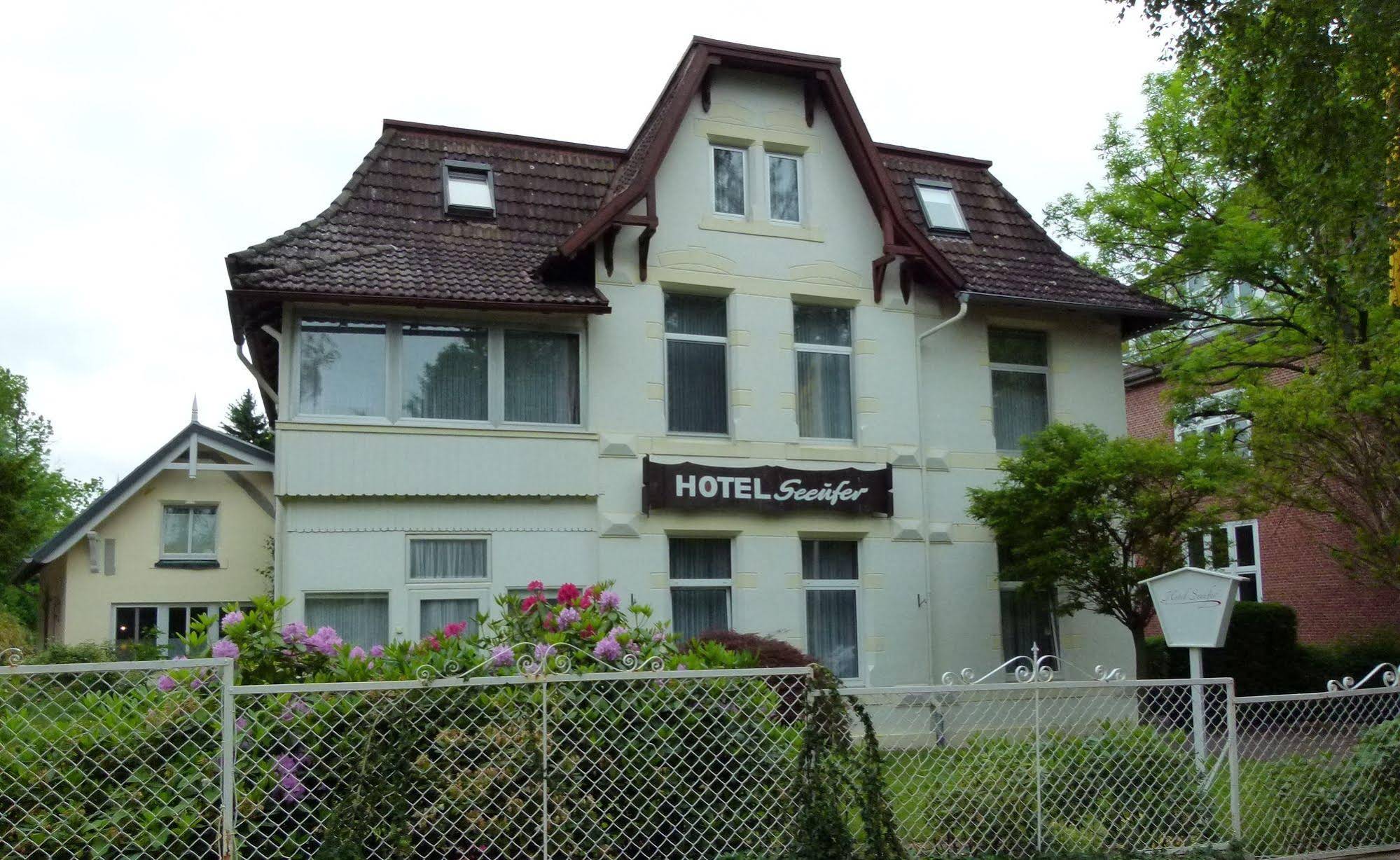 Parkhotel Seeufer