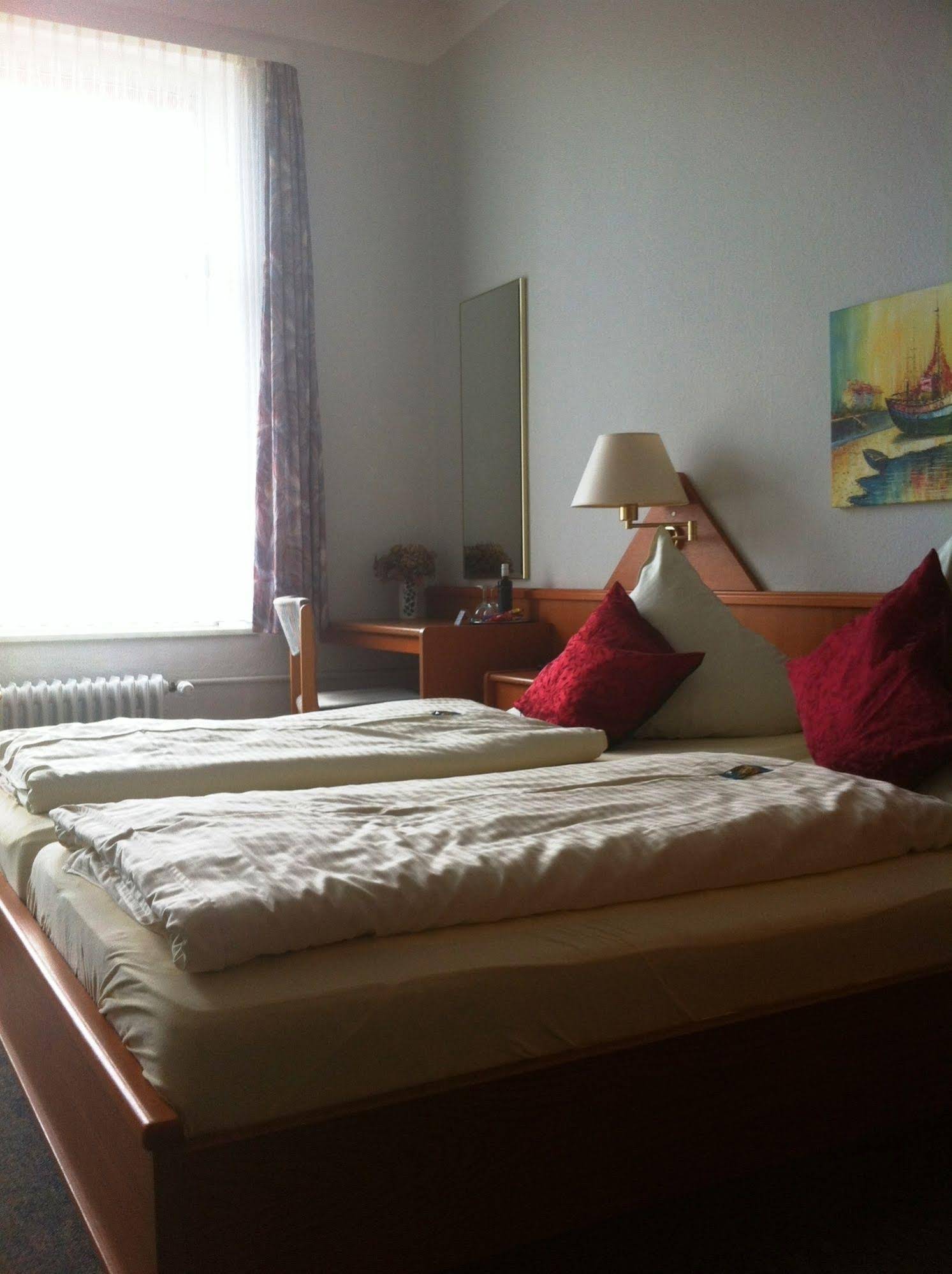 Parkhotel Seeufer