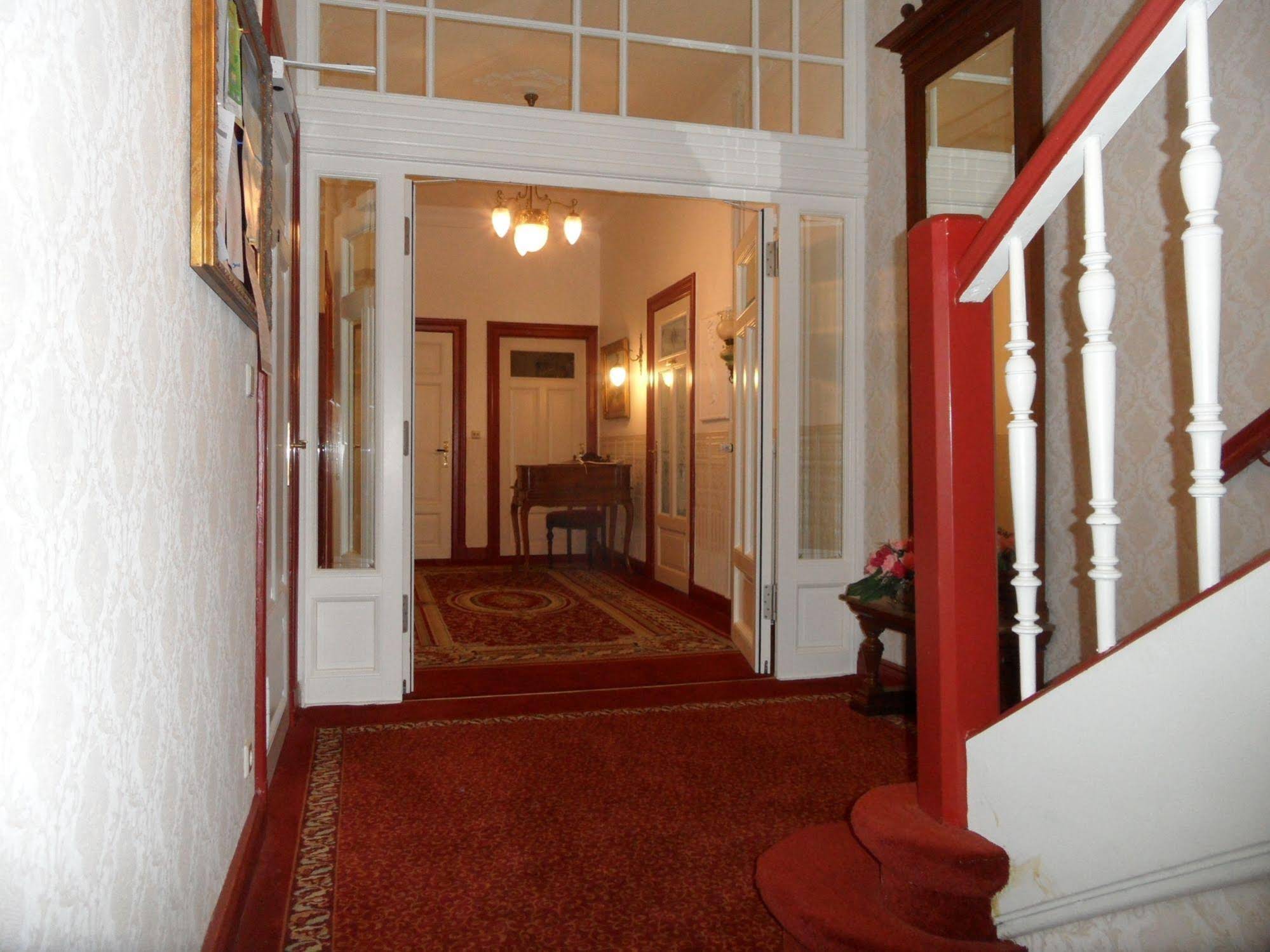 Parkhotel Seeufer