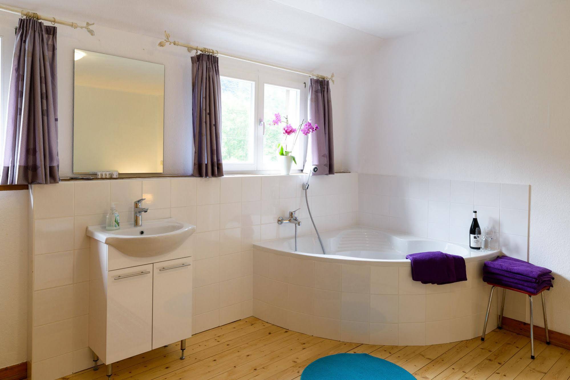 Zum letzten G'stehr - Black Forest River Side Hotel