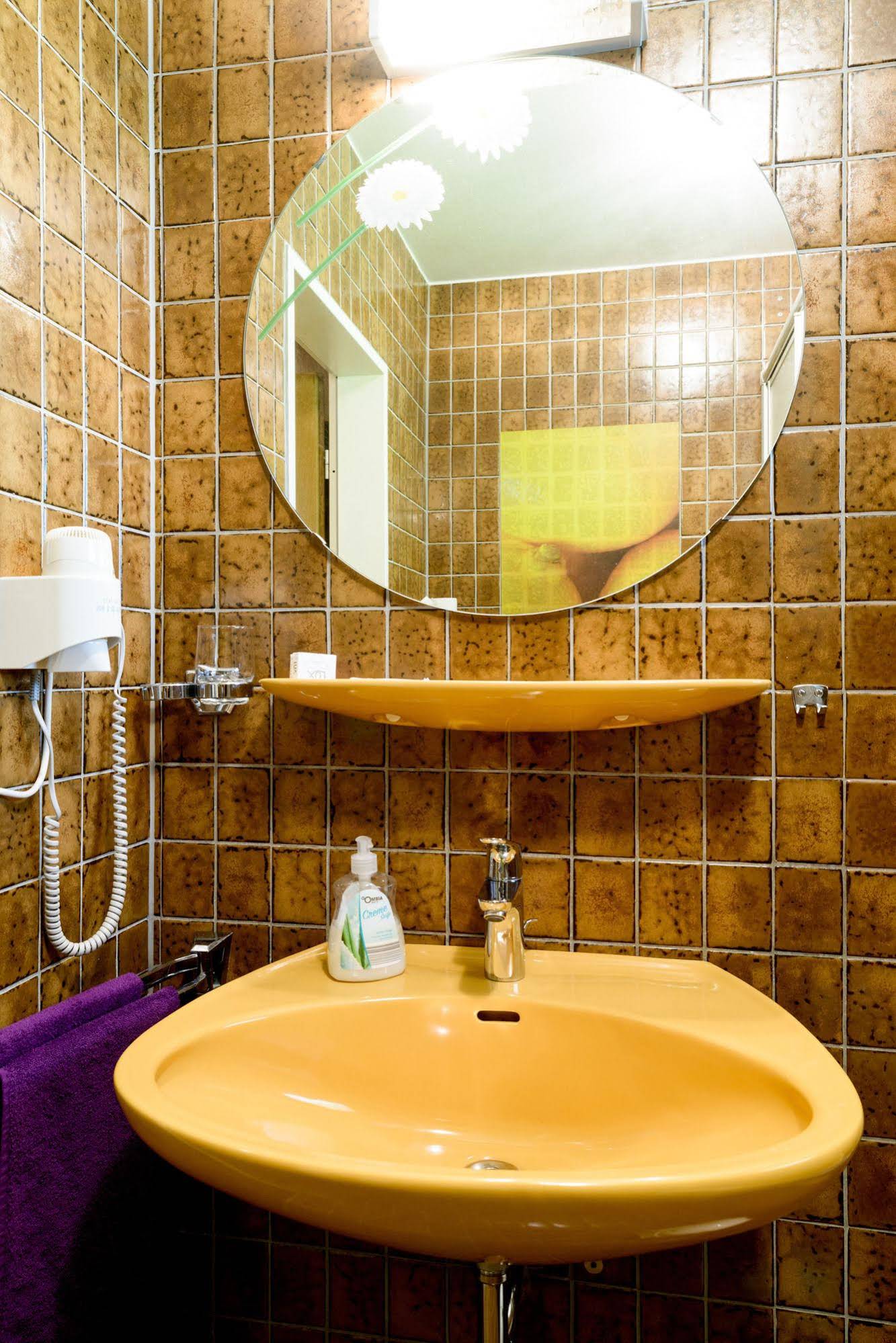Zum letzten G'stehr - Black Forest River Side Hotel