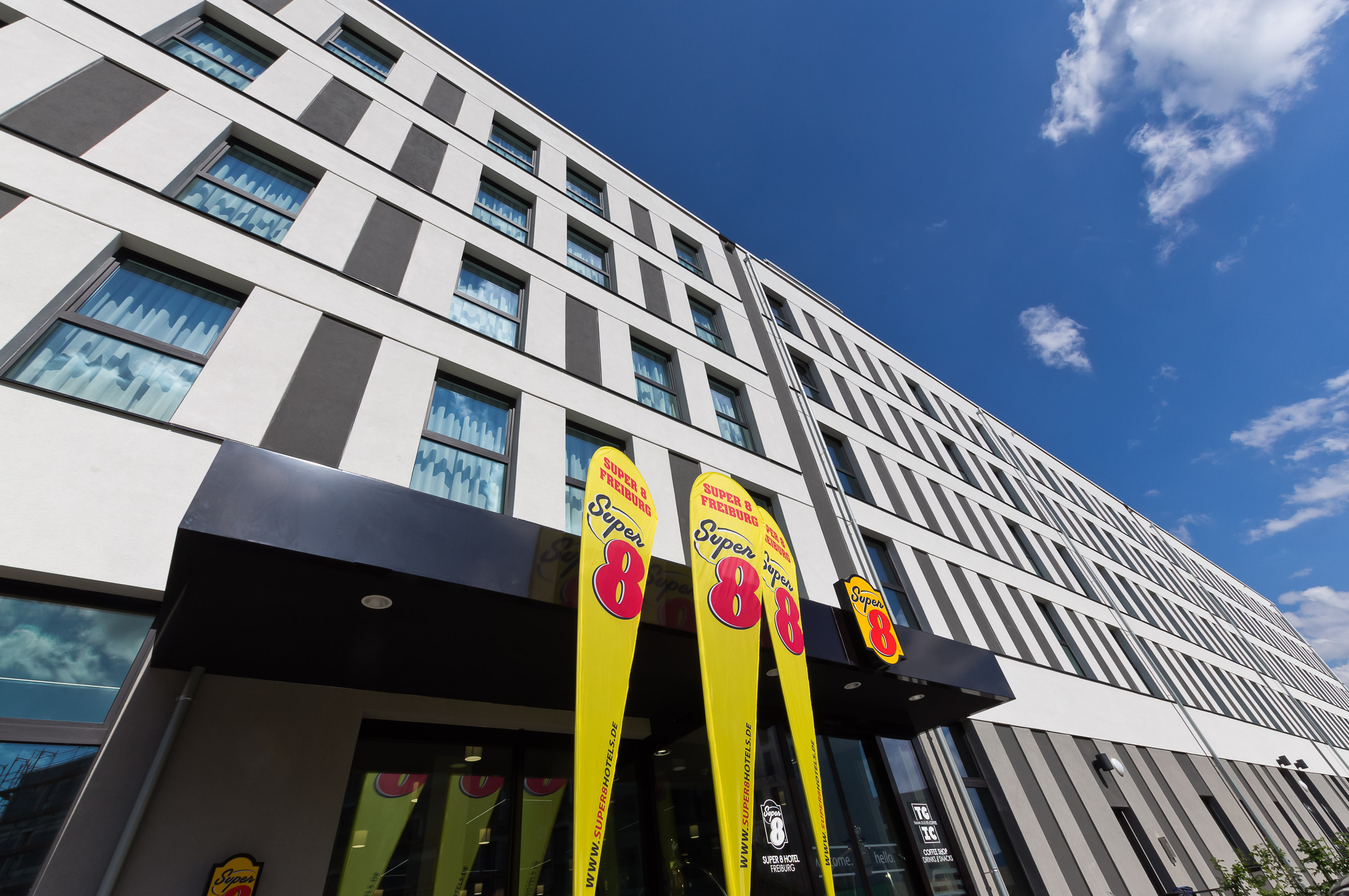 Super 8 by Wyndham Freiburg