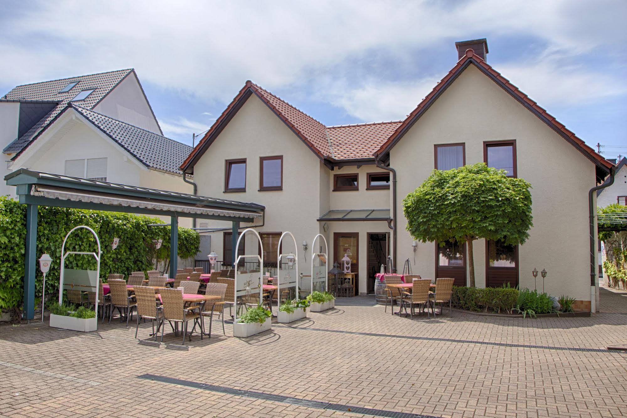Schuhs Hotel & Restaurant