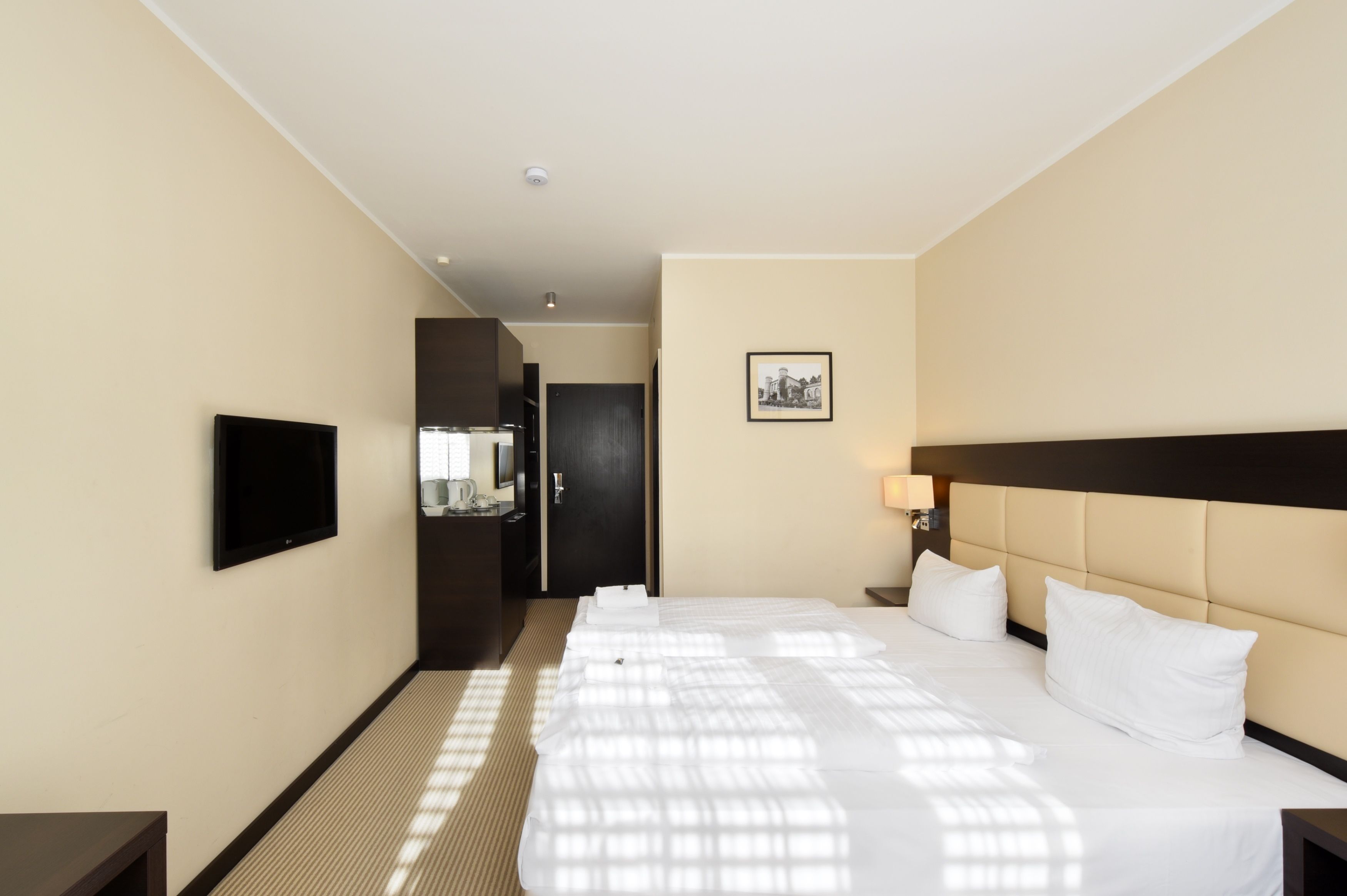 Zi Hotel & Lounge