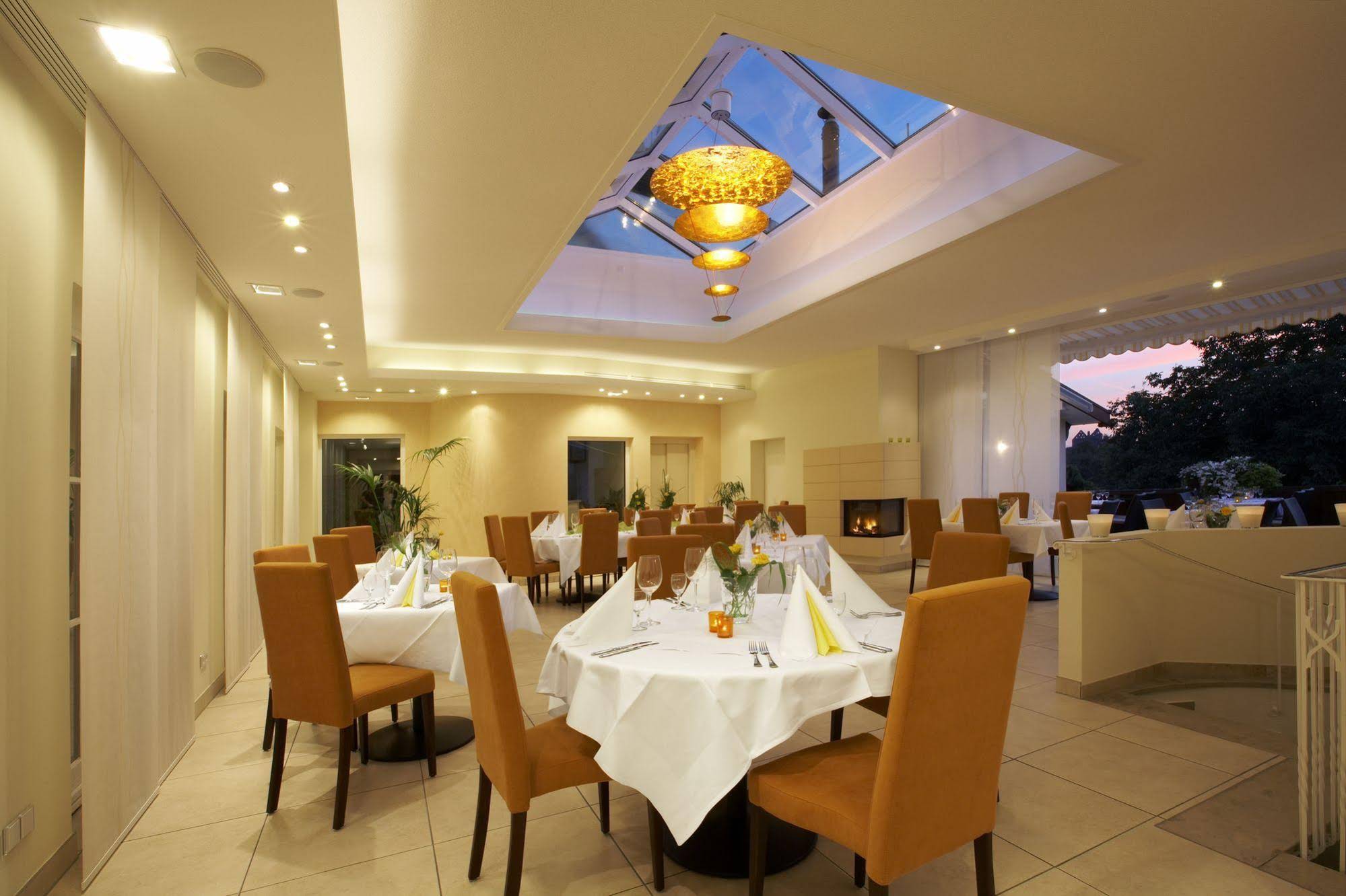 Kreuz-Post Hotel-Restaurant-Spa