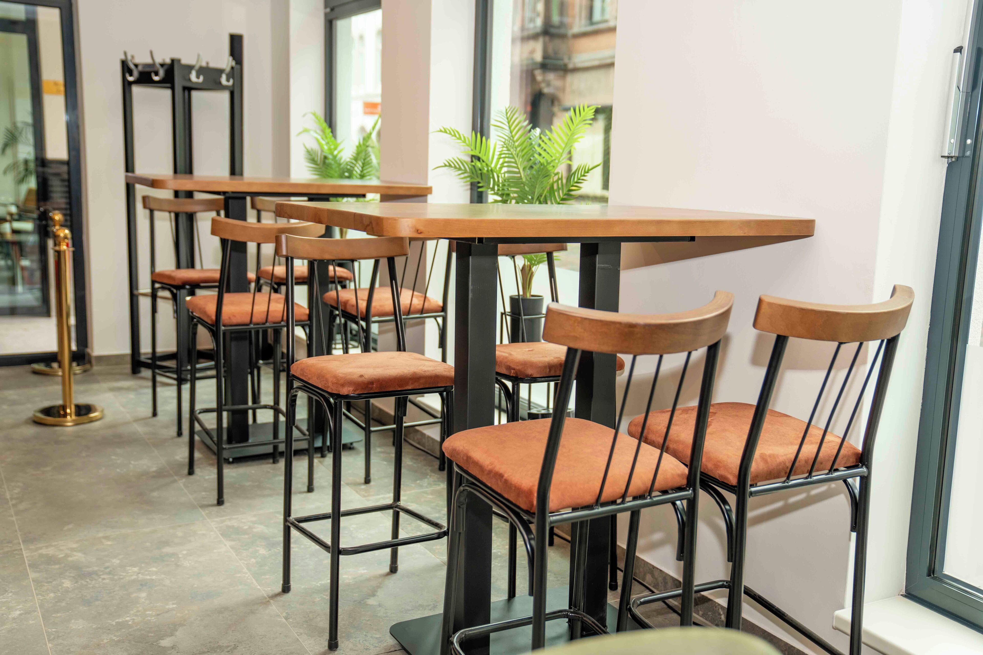 Central Hotel & Lounge