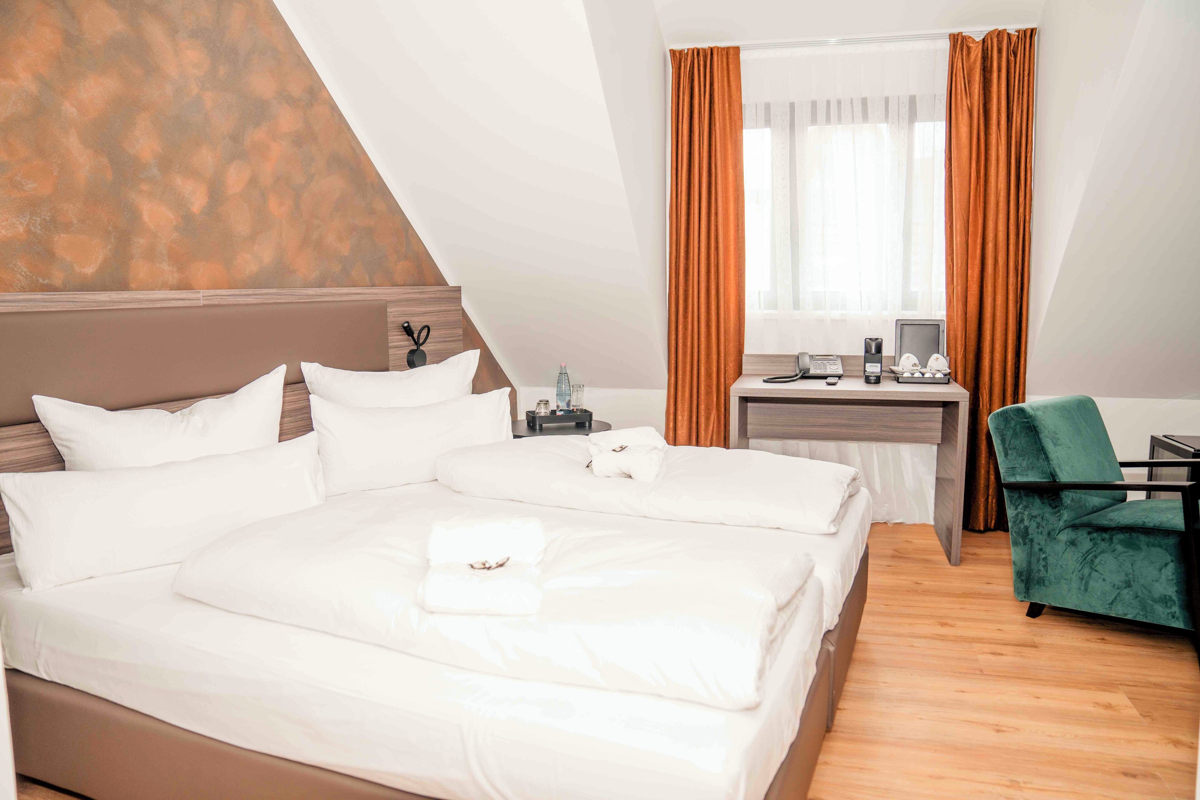 Central Hotel & Lounge