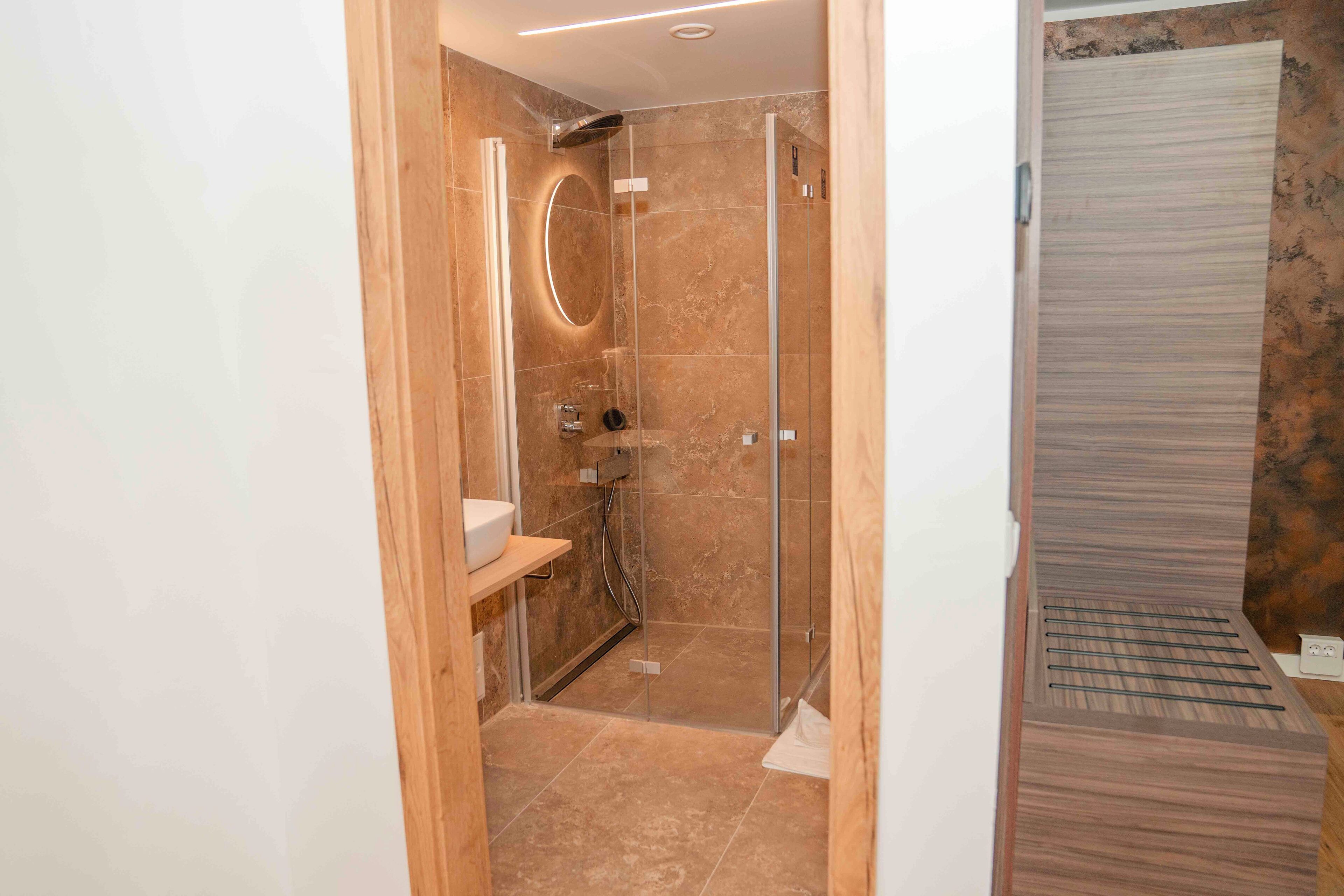 Central Hotel & Lounge