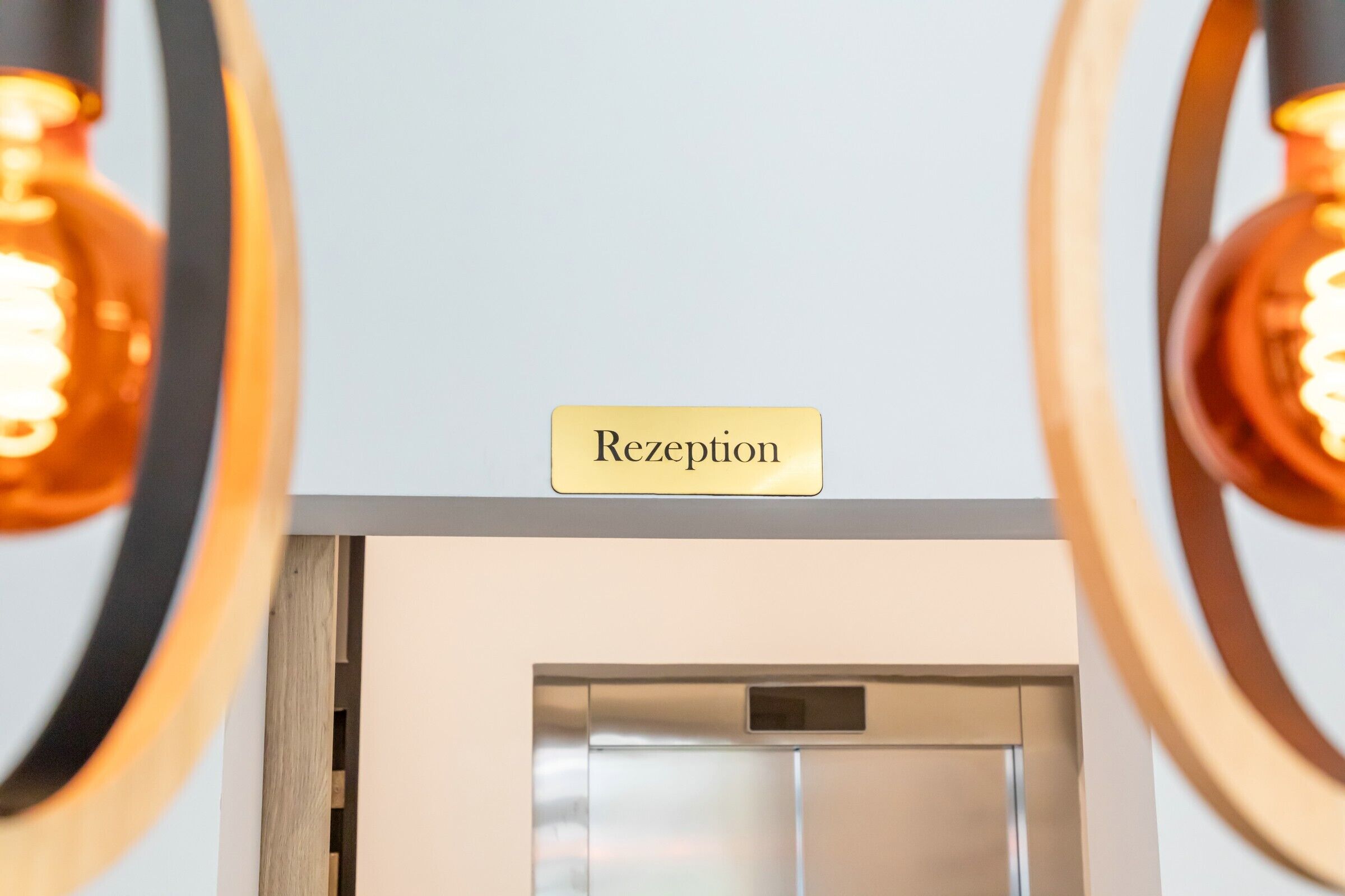 Central Hotel & Lounge