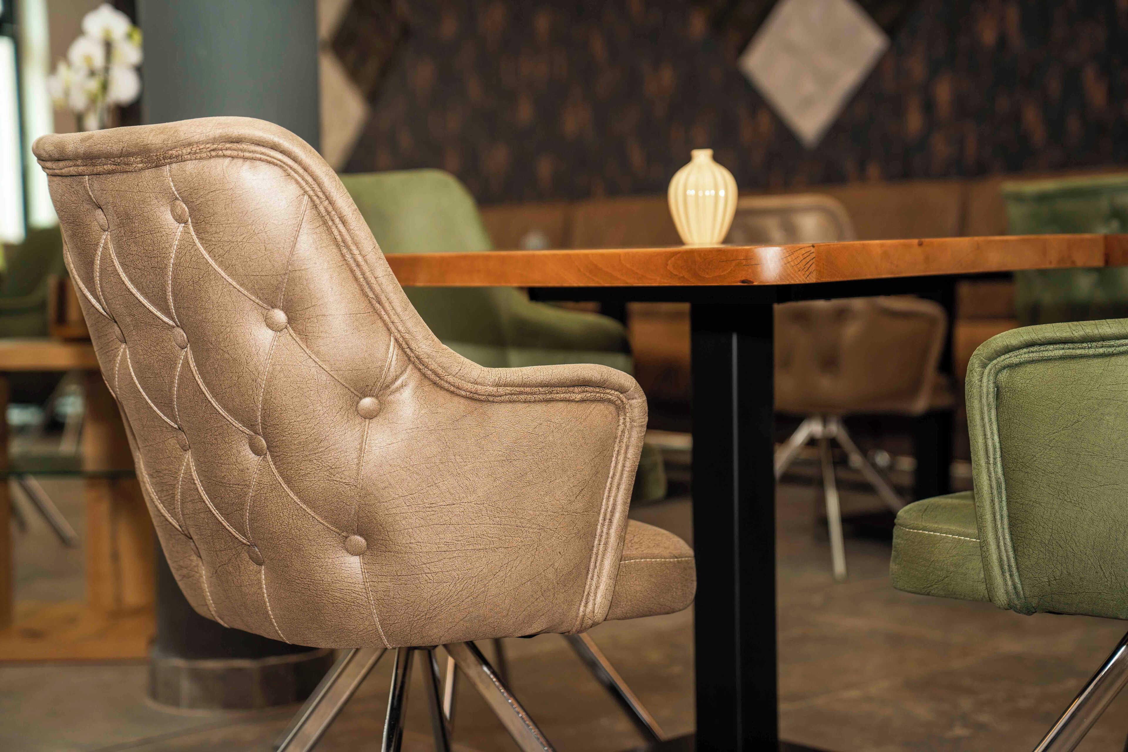 Central Hotel & Lounge