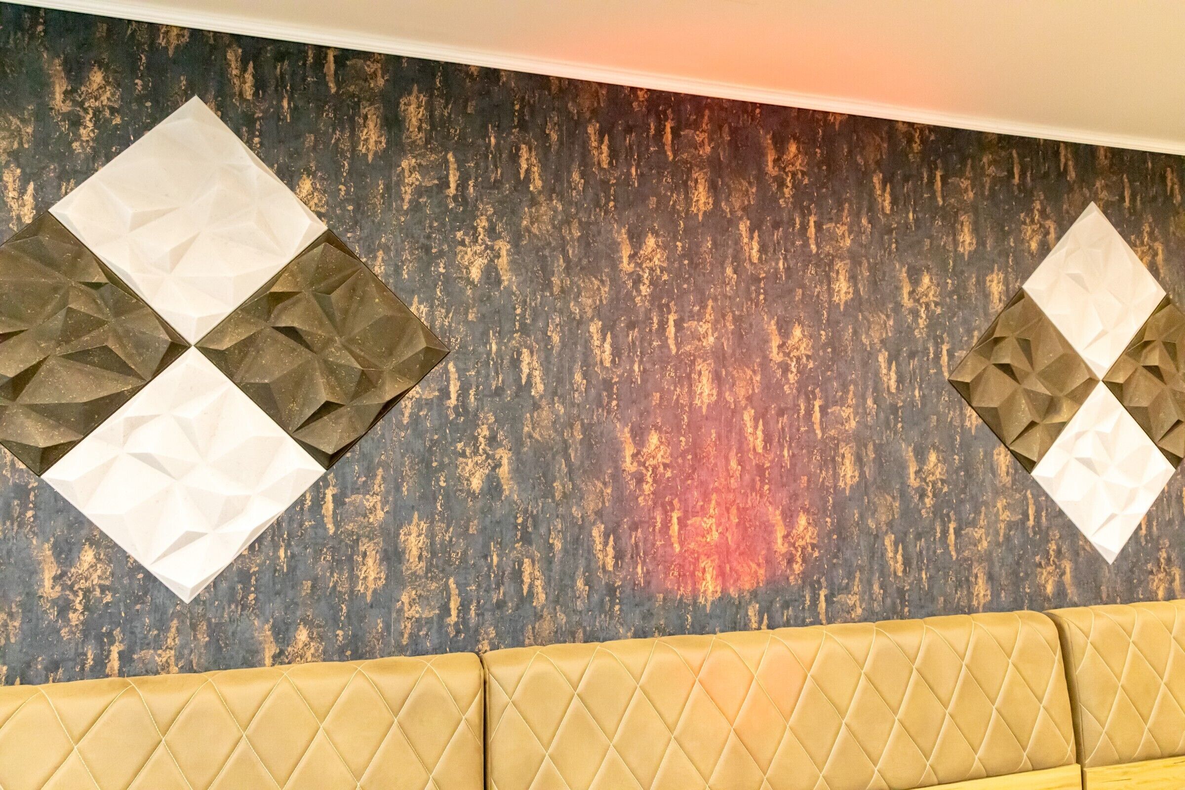 Central Hotel & Lounge