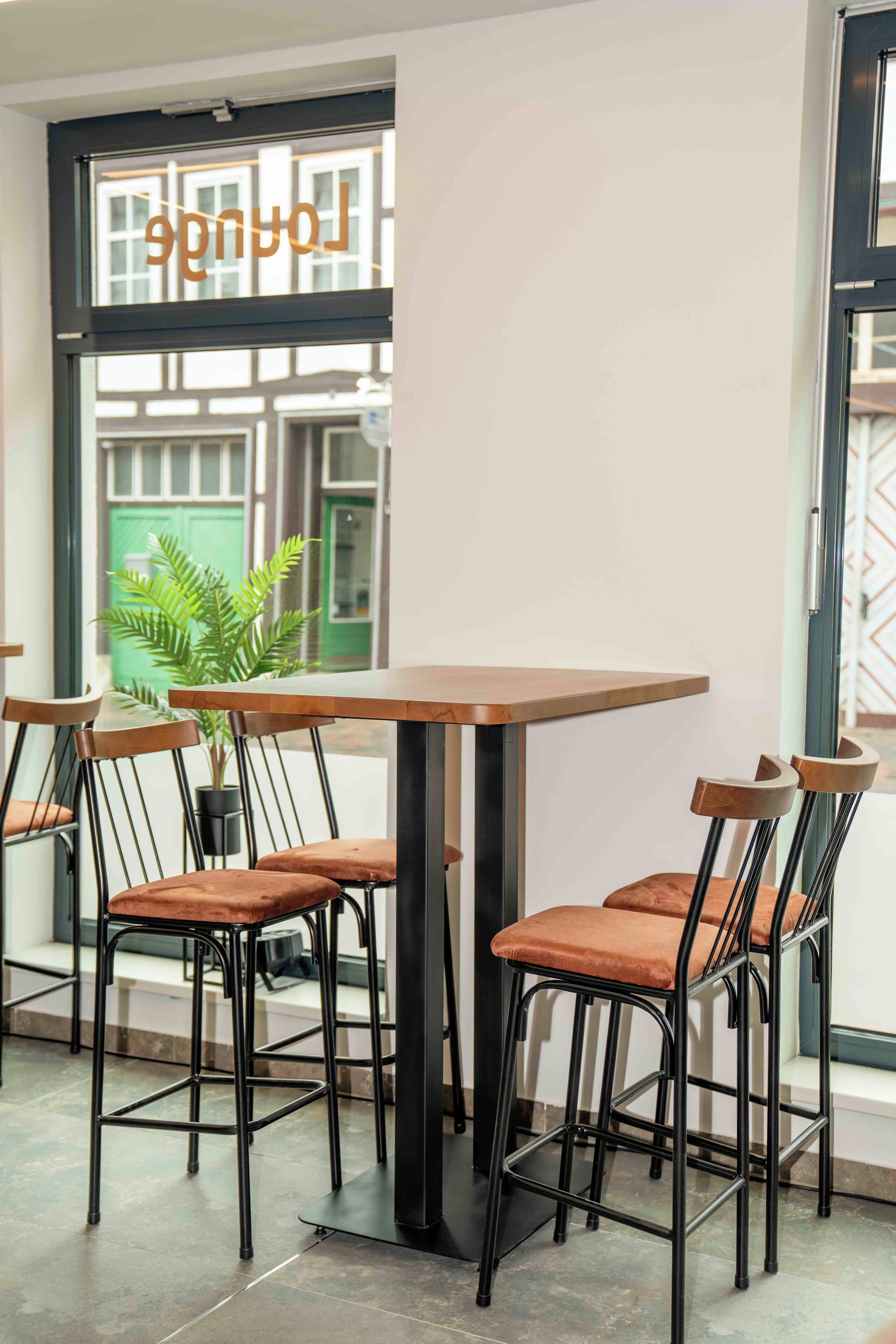 Central Hotel & Lounge