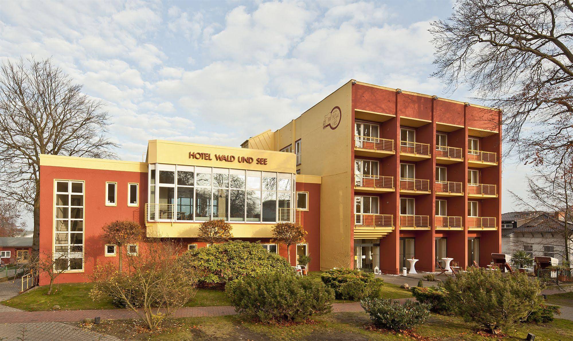 Hotel Wald und See