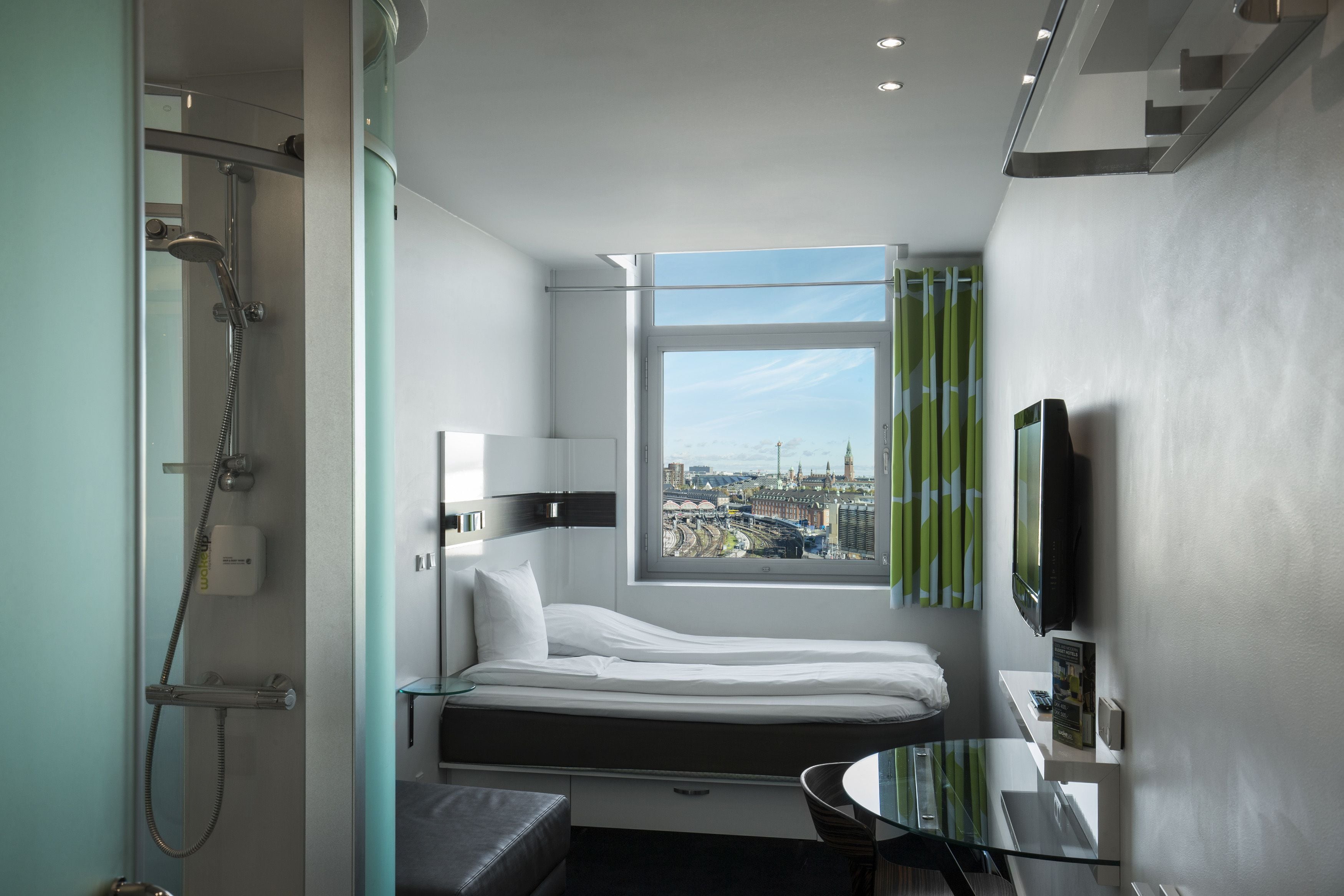 Wakeup Copenhagen, Carsten Niebuhrs Gade