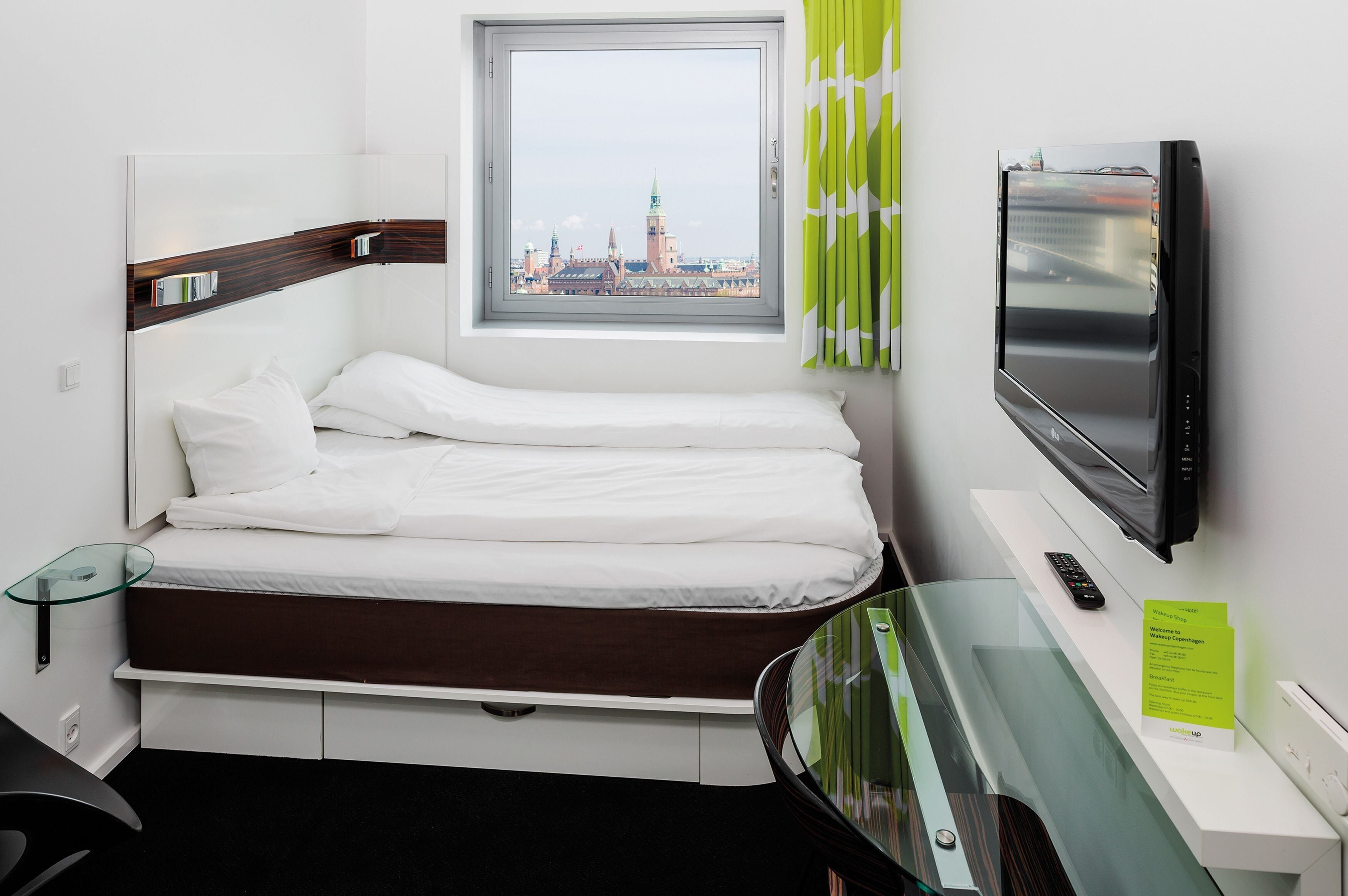 Wakeup Copenhagen, Carsten Niebuhrs Gade