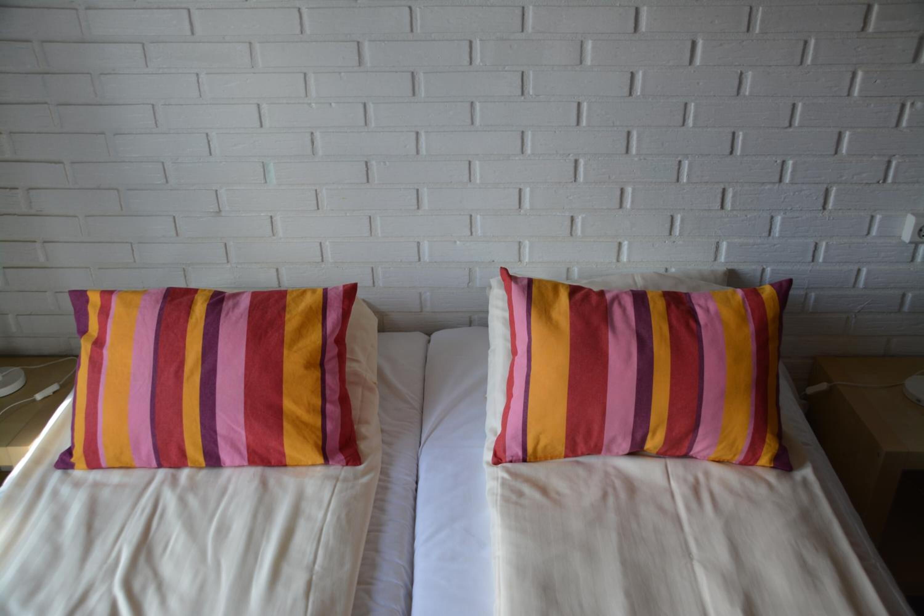 Dolphin Rooms