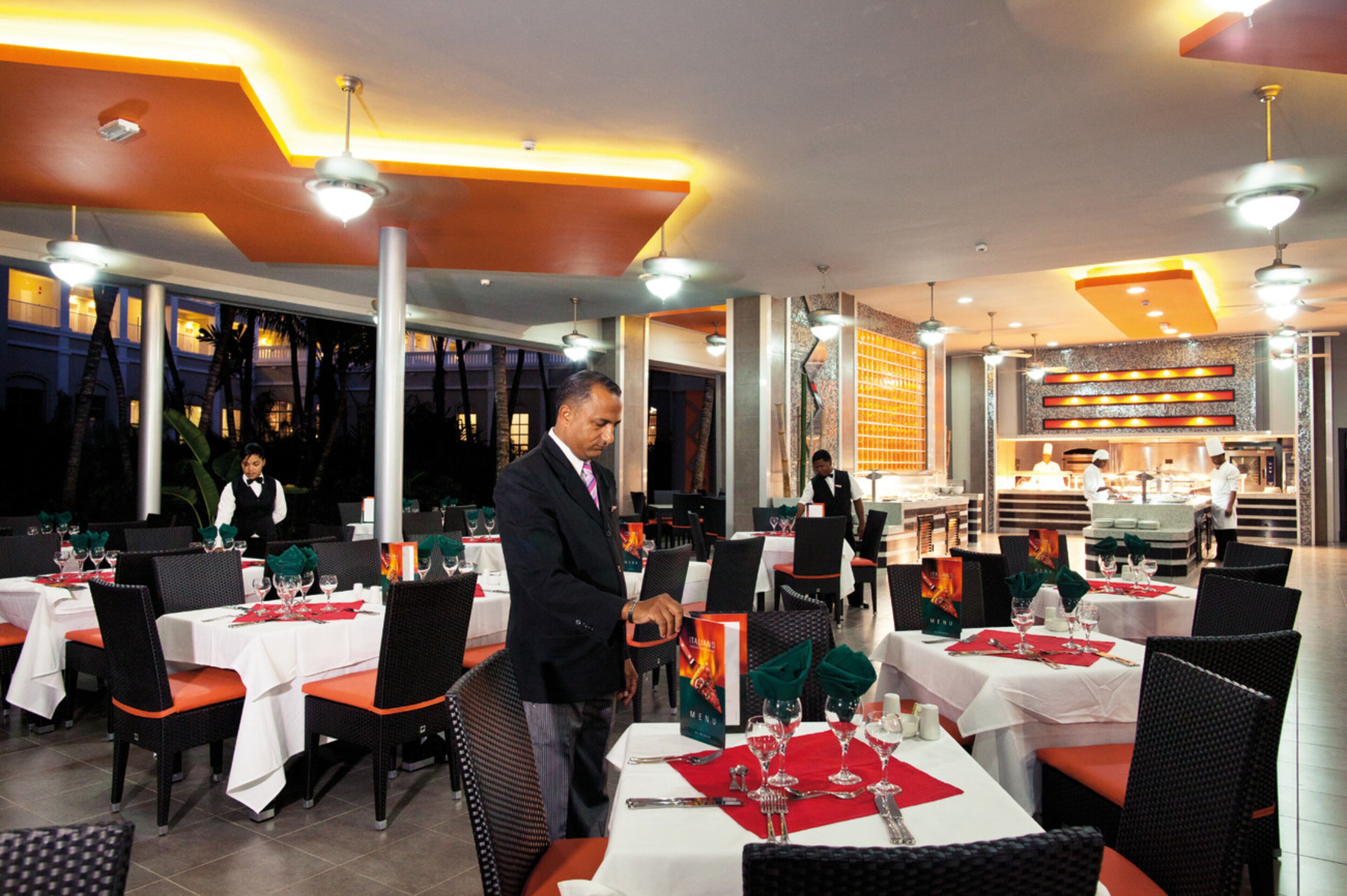 Hotel Riu Naiboa
