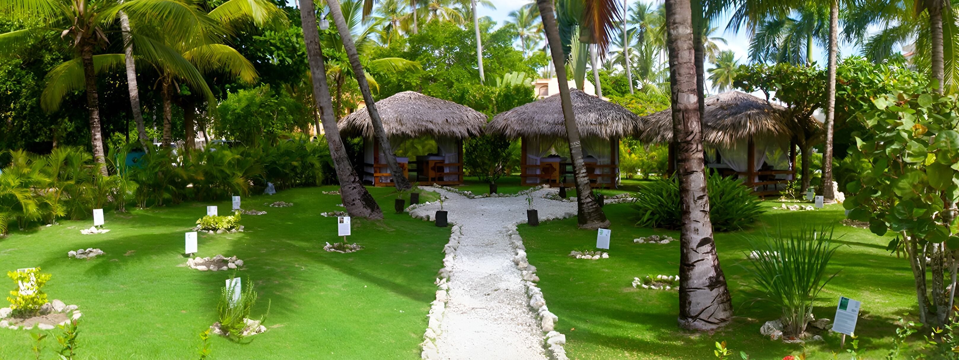 La Piazzetta Suites