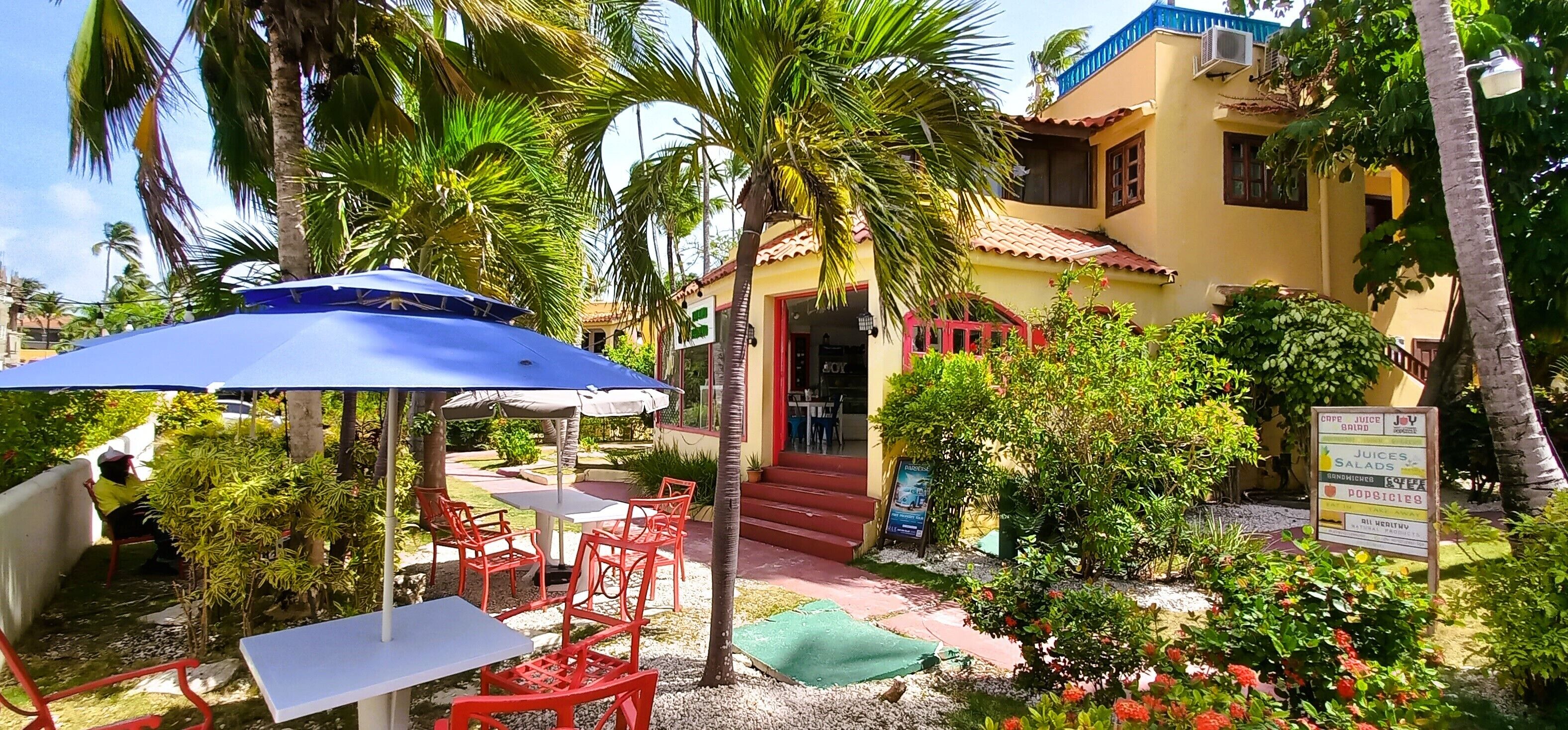 La Piazzetta Suites