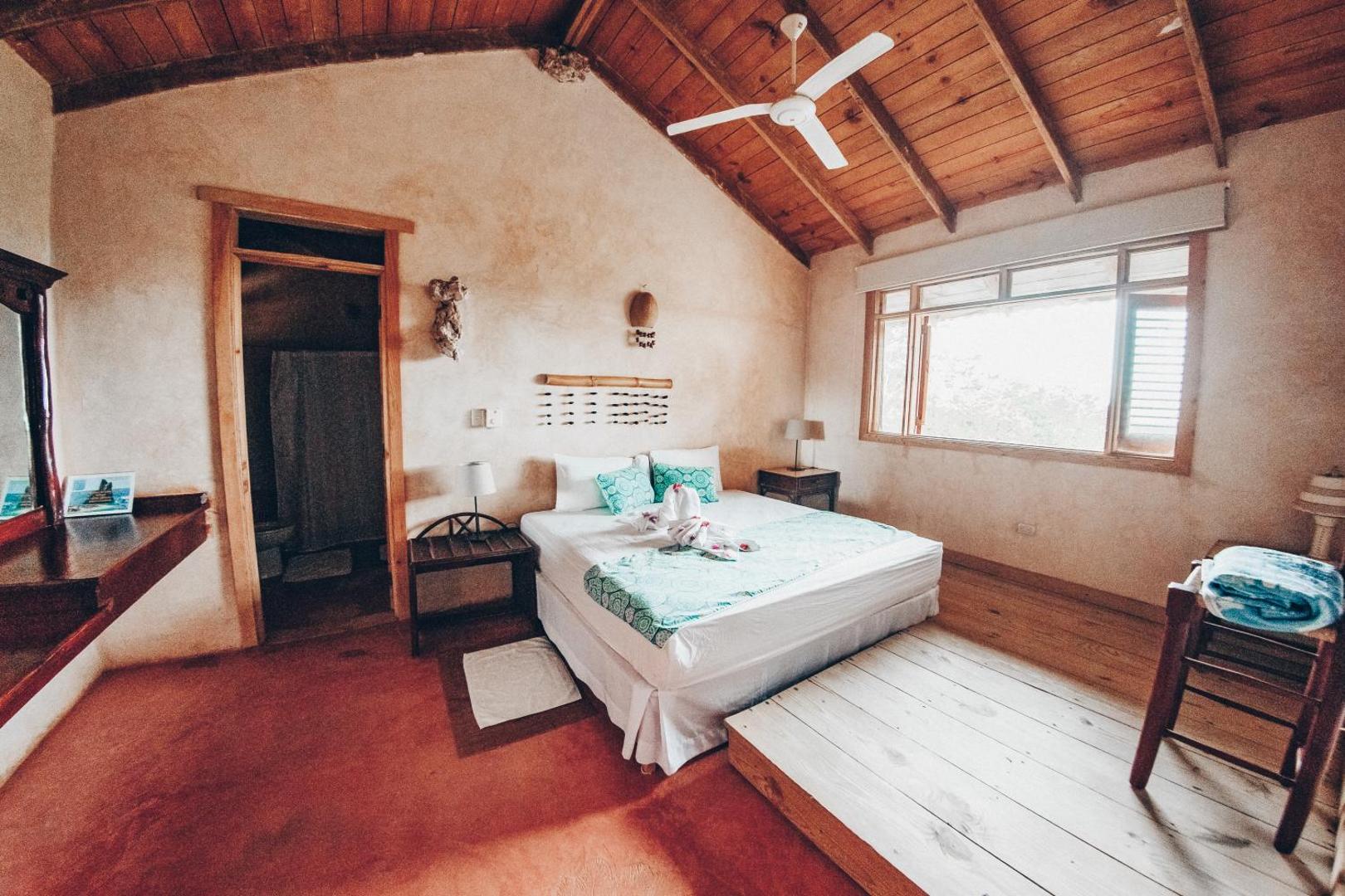 Altos de Caño Hondo