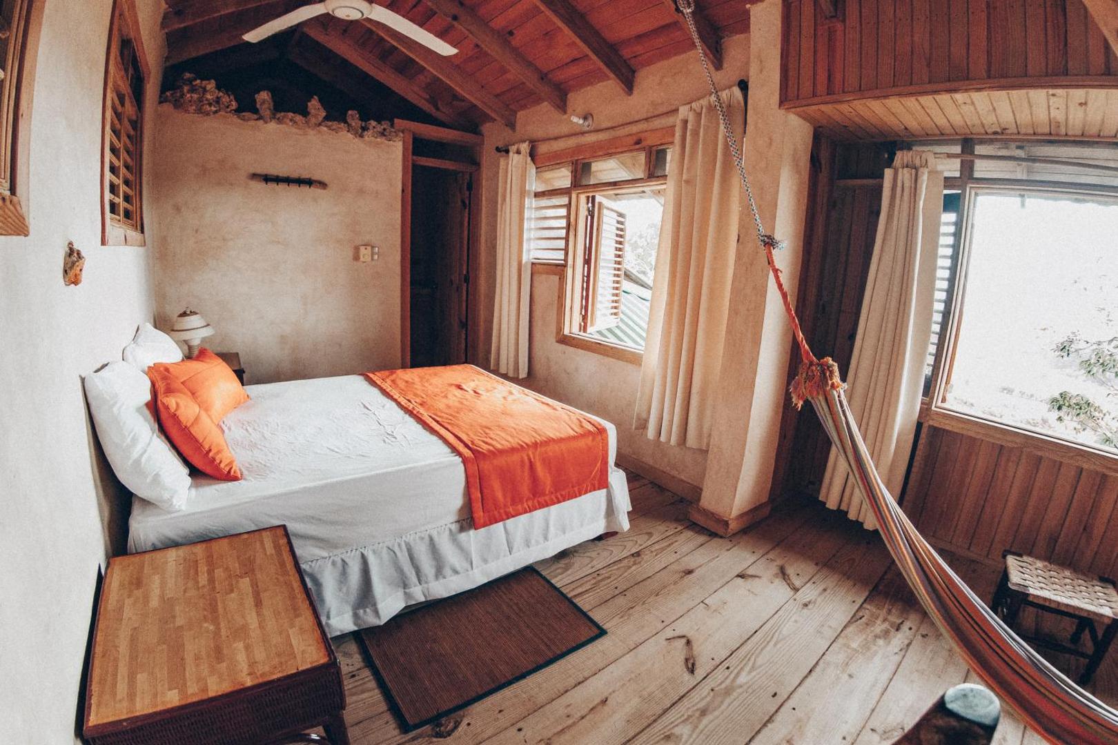 Altos de Caño Hondo