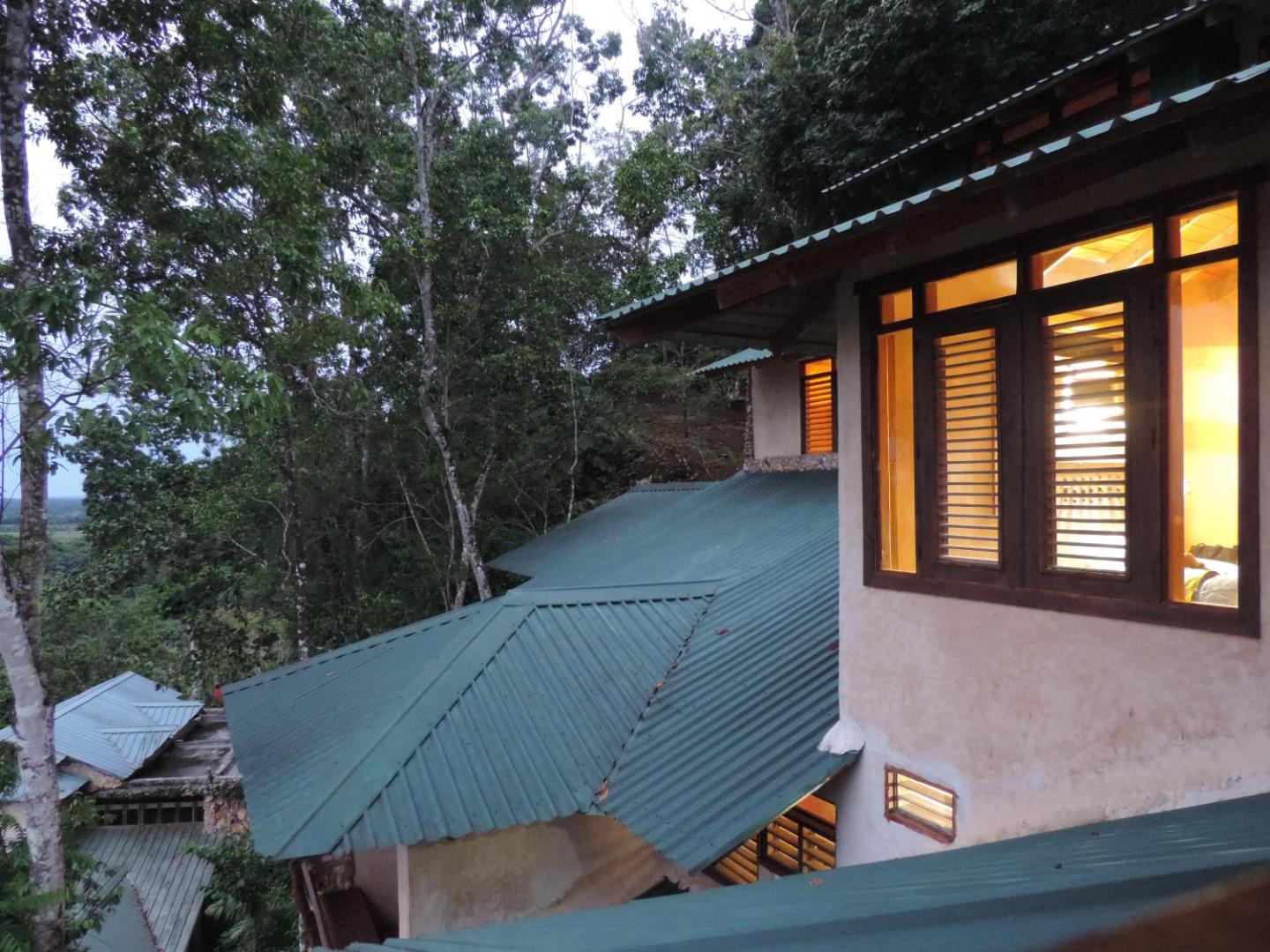 Altos de Caño Hondo