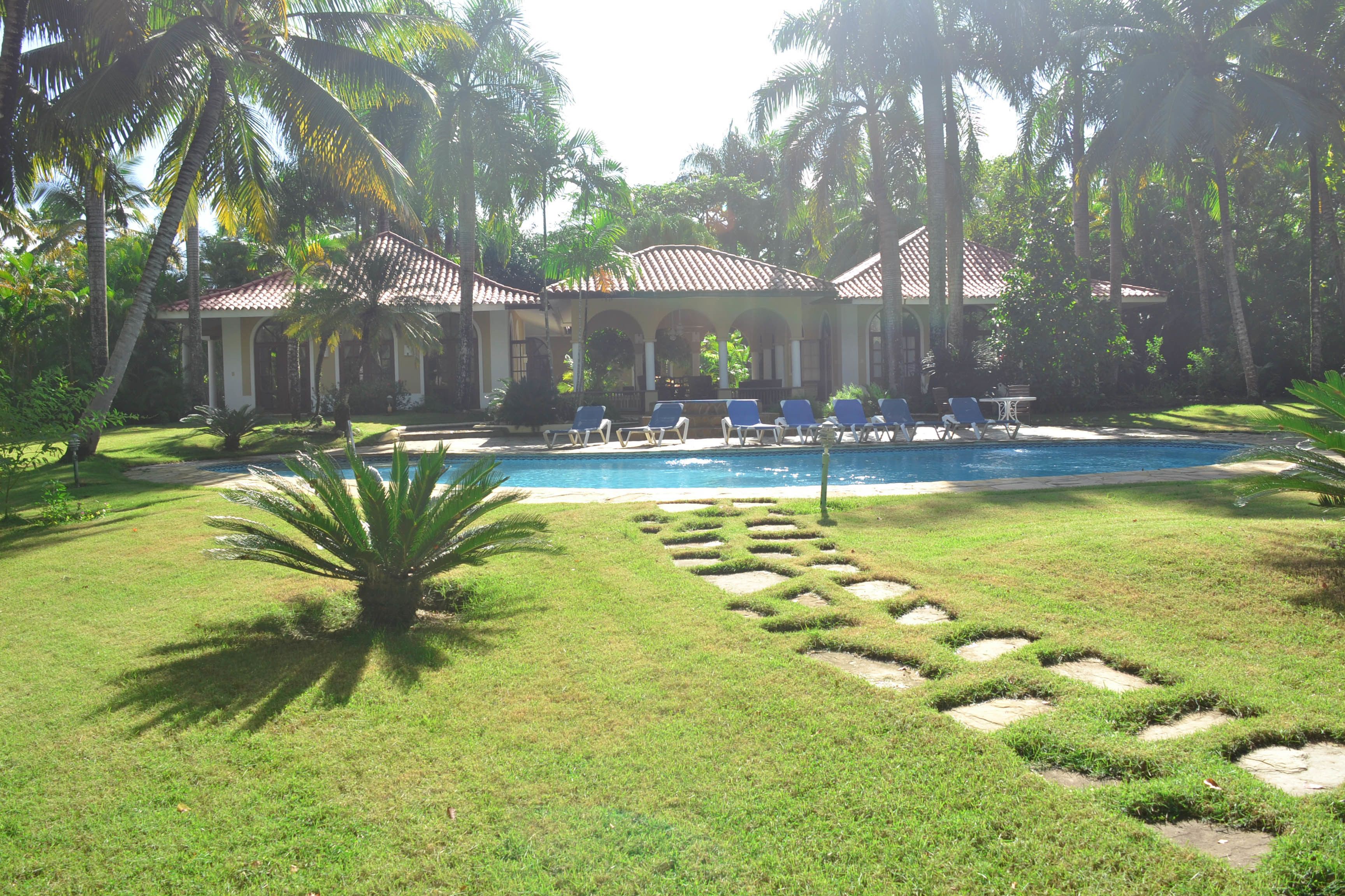 Villa Oceania Hotel & Villas