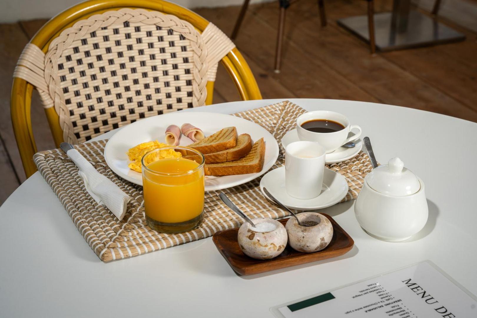 The Palm Bay Club Lodge