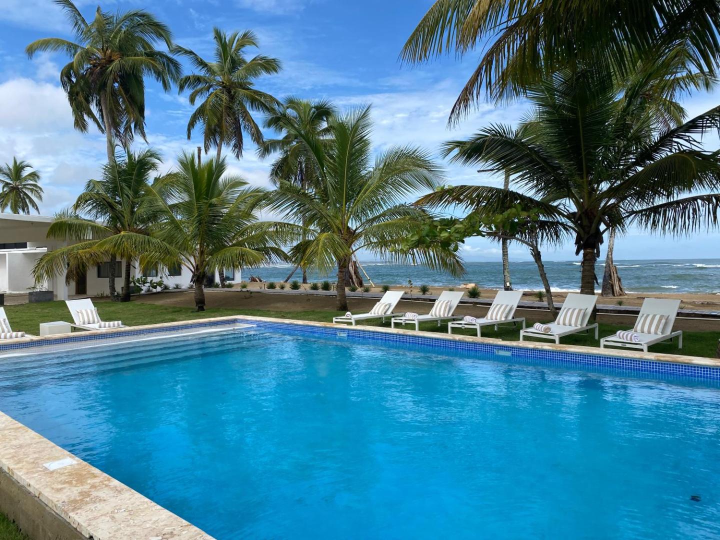 The Palm Bay Club Lodge