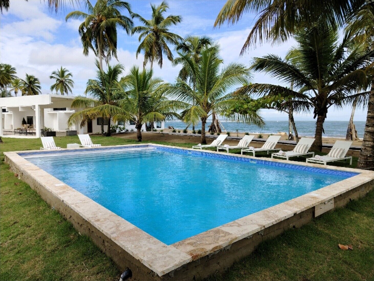 The Palm Bay Club Lodge