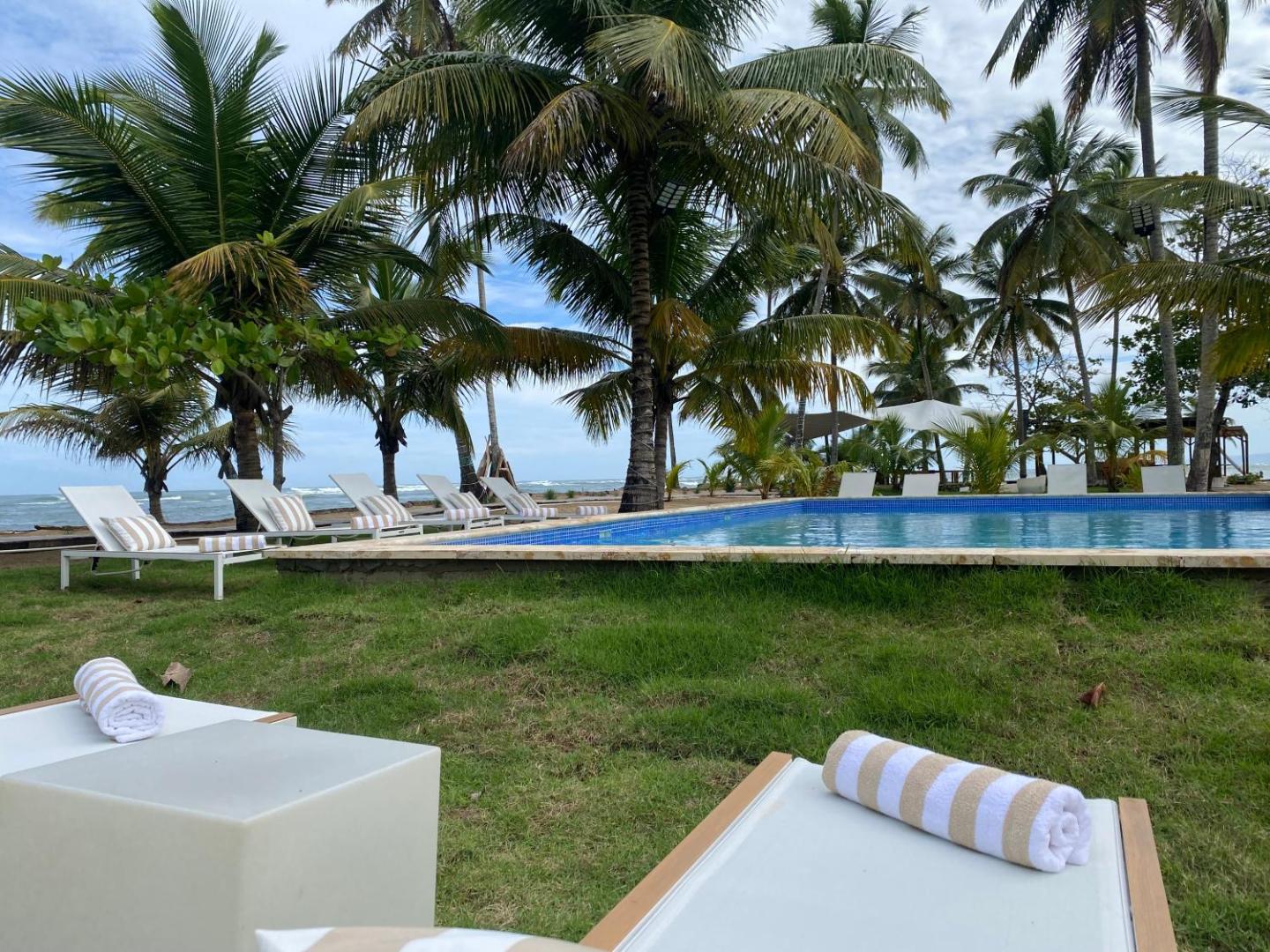 The Palm Bay Club Lodge