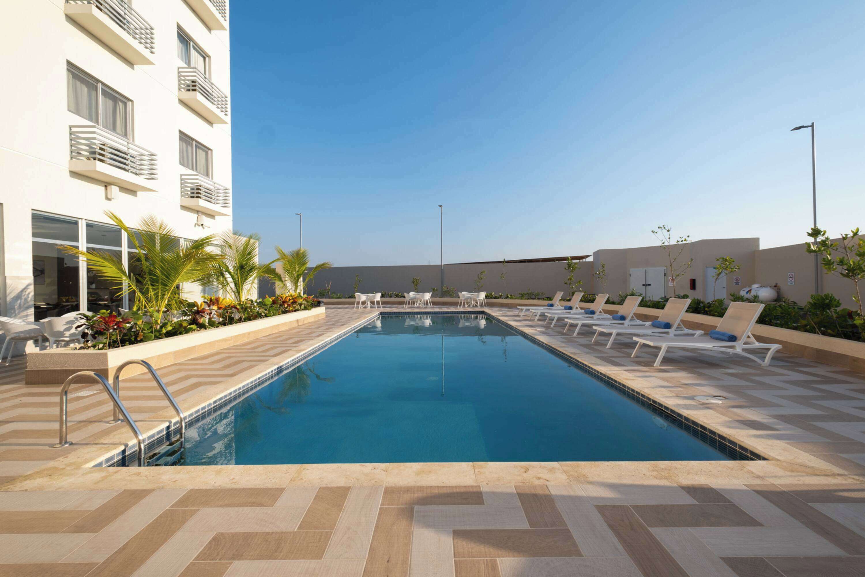 Super 8 by Wyndham Manzanillo