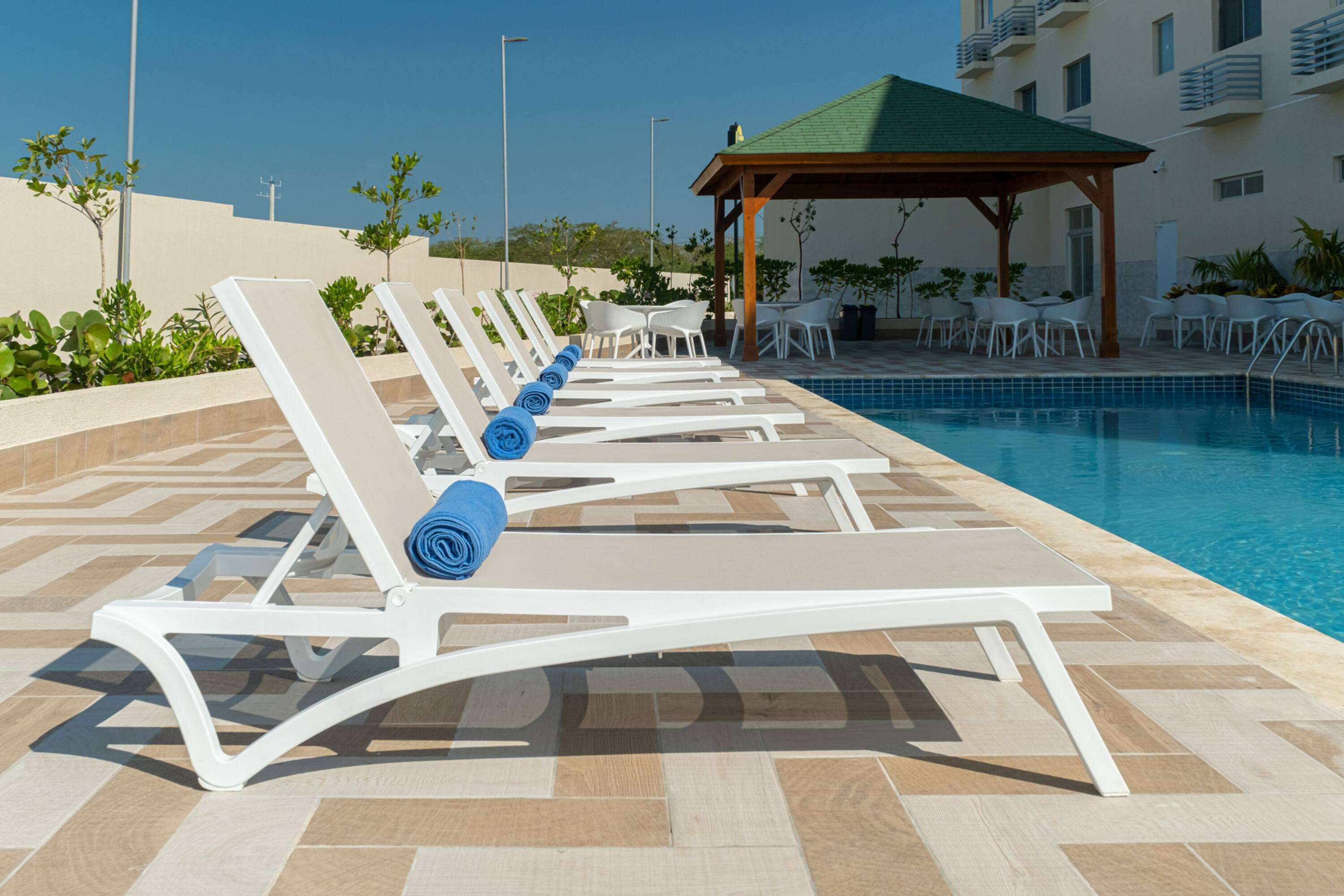 Super 8 by Wyndham Manzanillo