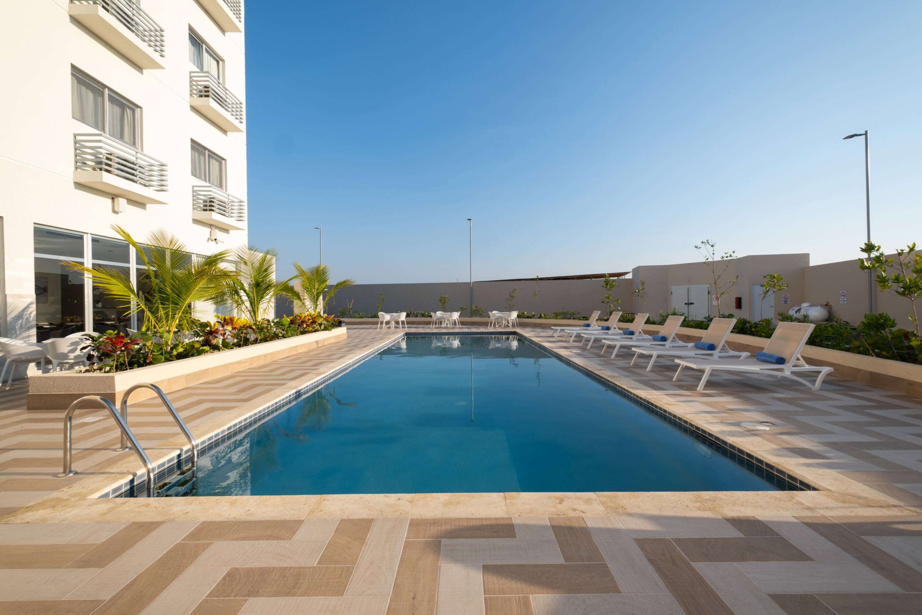 Super 8 by Wyndham Manzanillo