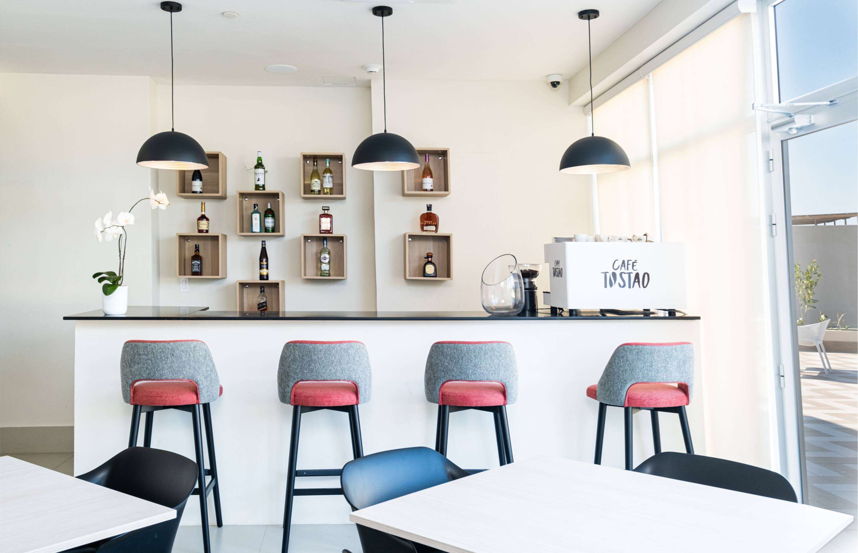 Super 8 by Wyndham Manzanillo