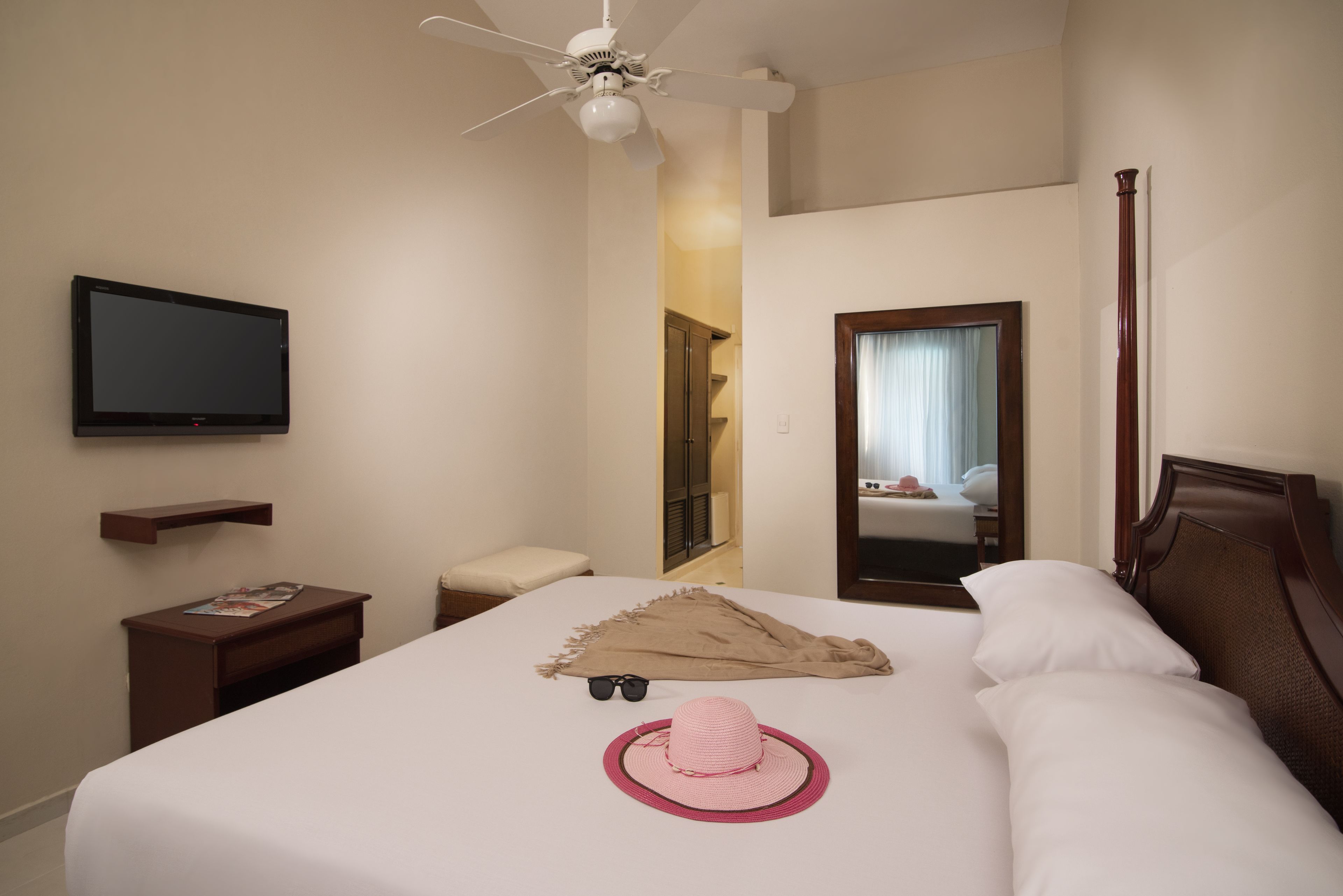 Lifestyle Kosher Cofresi Suites