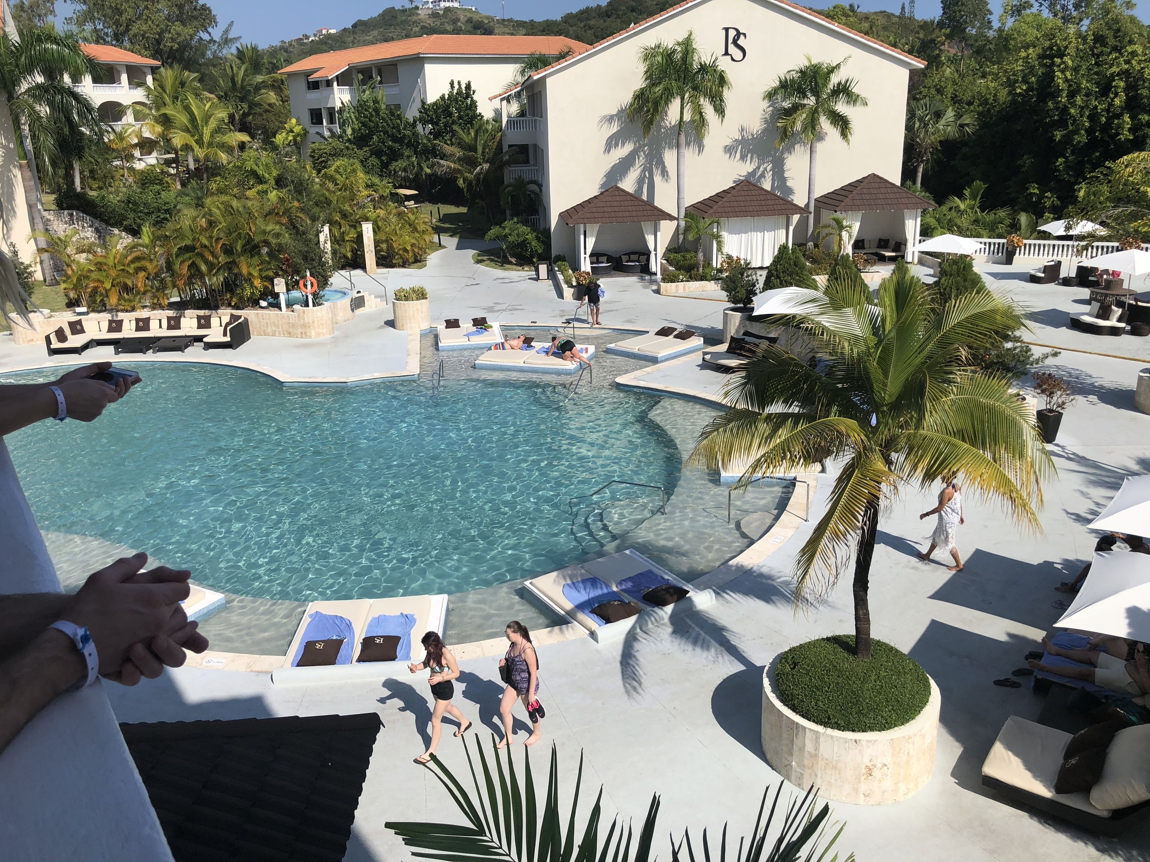 Lifestyle Kosher Cofresi Suites