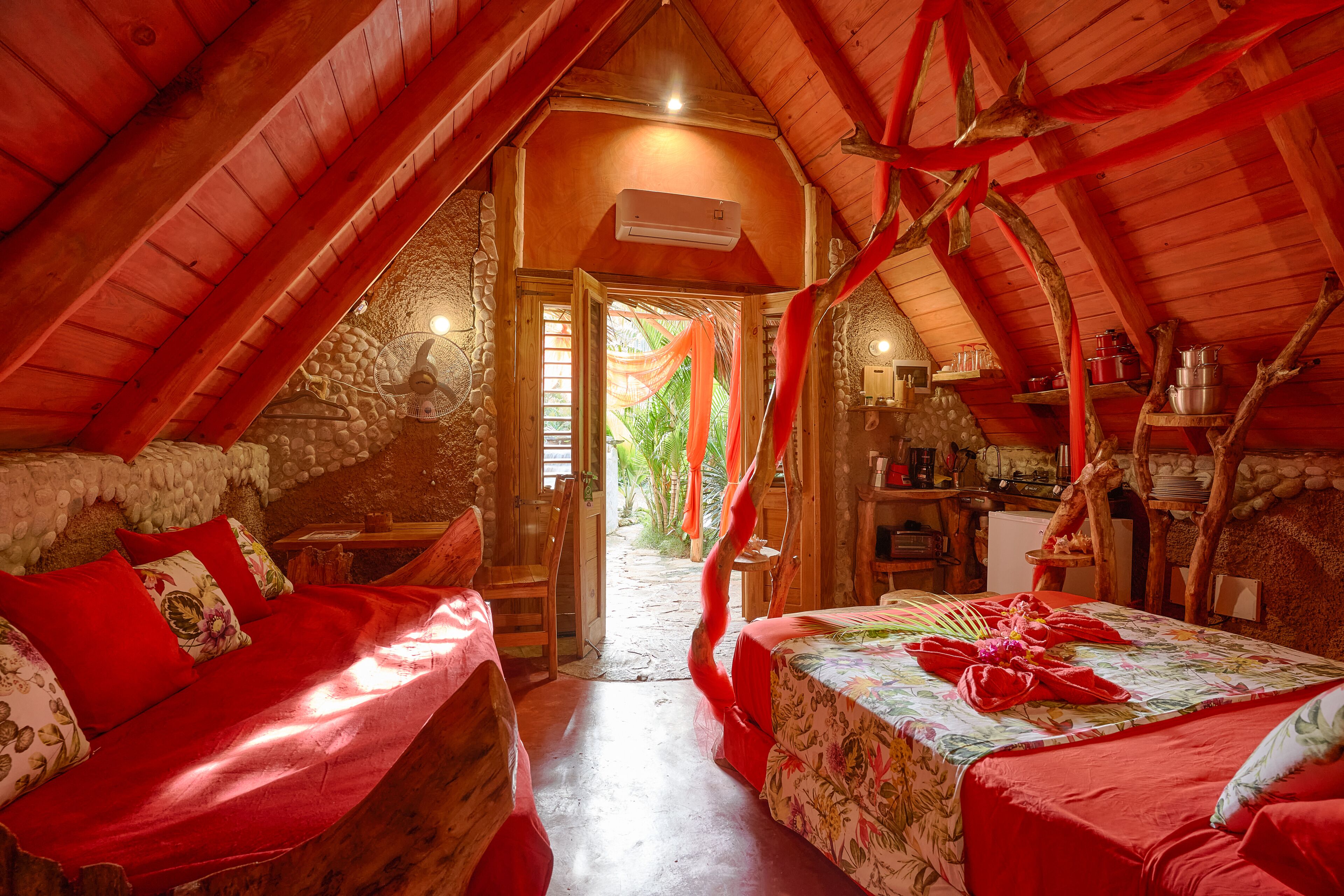 Chalet Tropical Village B&B