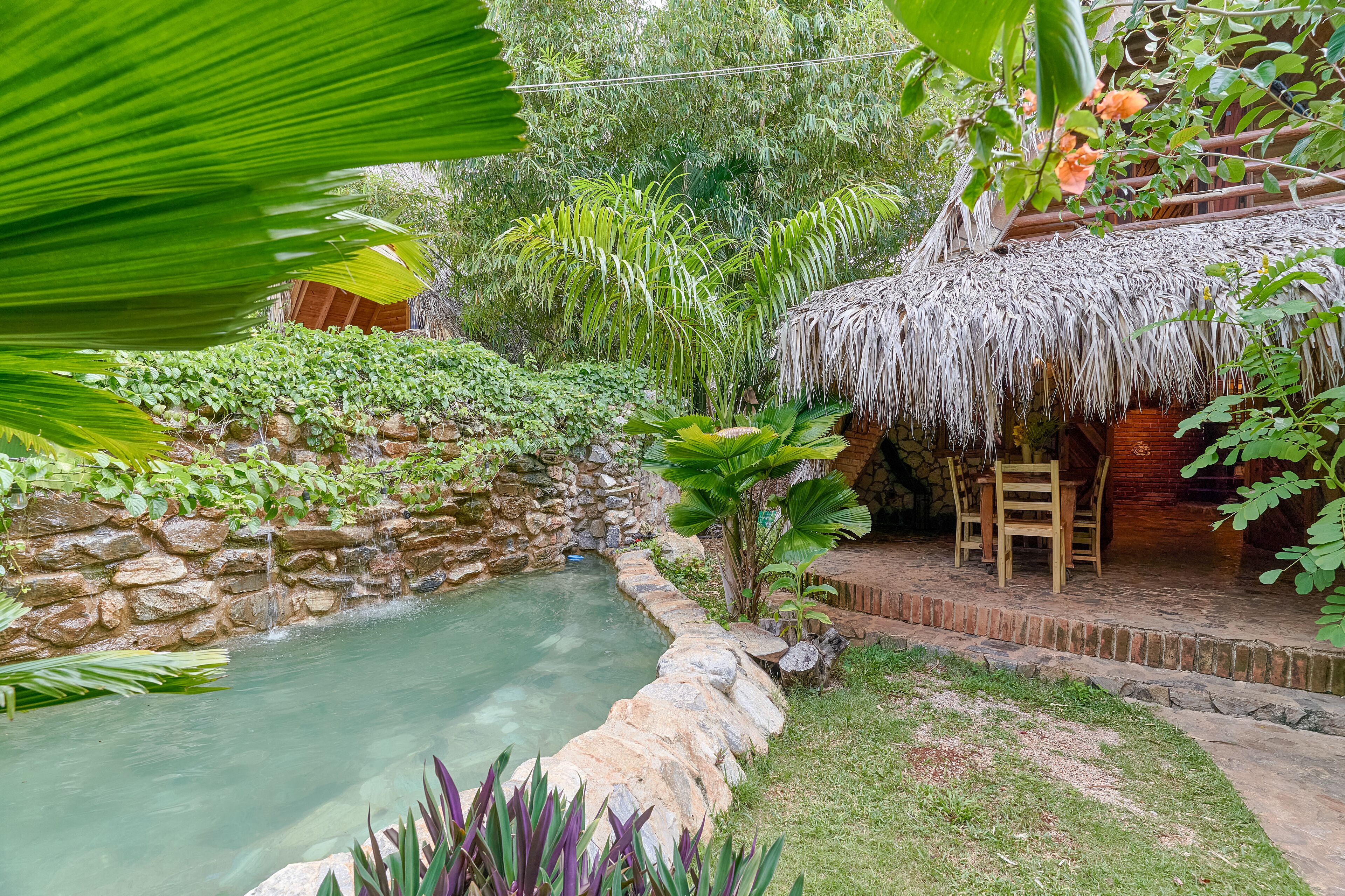 Chalet Tropical Village B&B