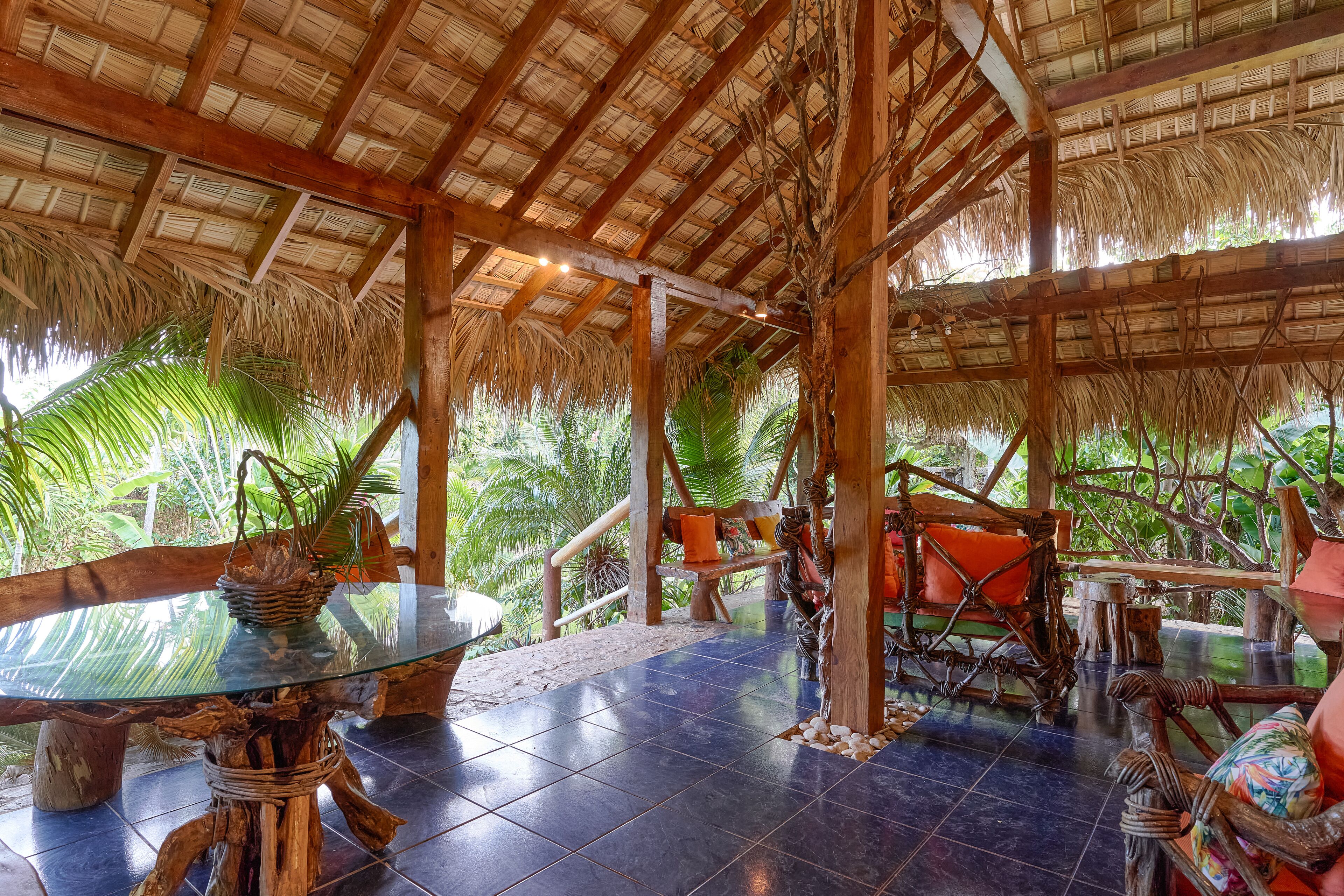 Chalet Tropical Village B&B