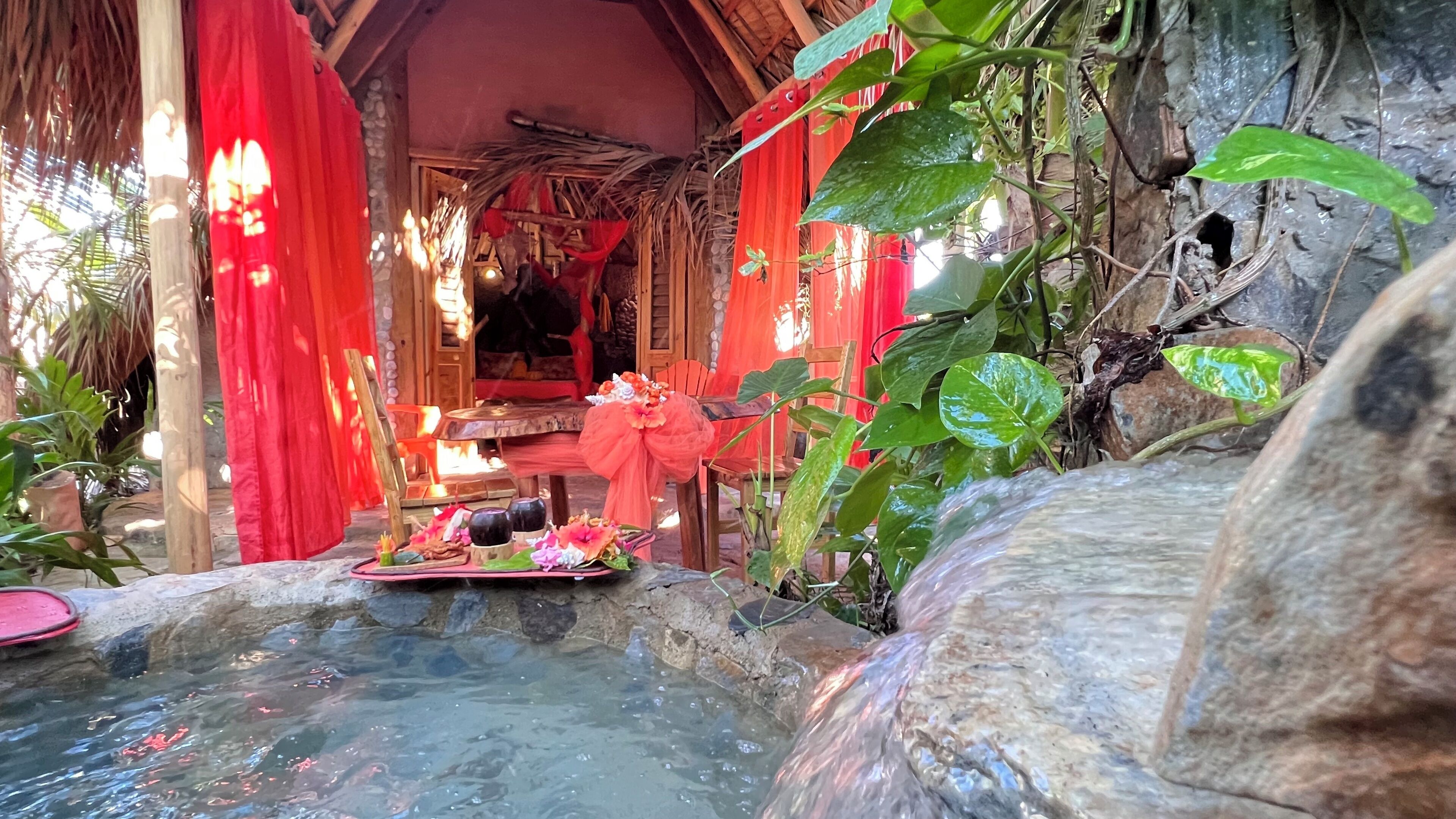 Chalet Tropical Village B&B