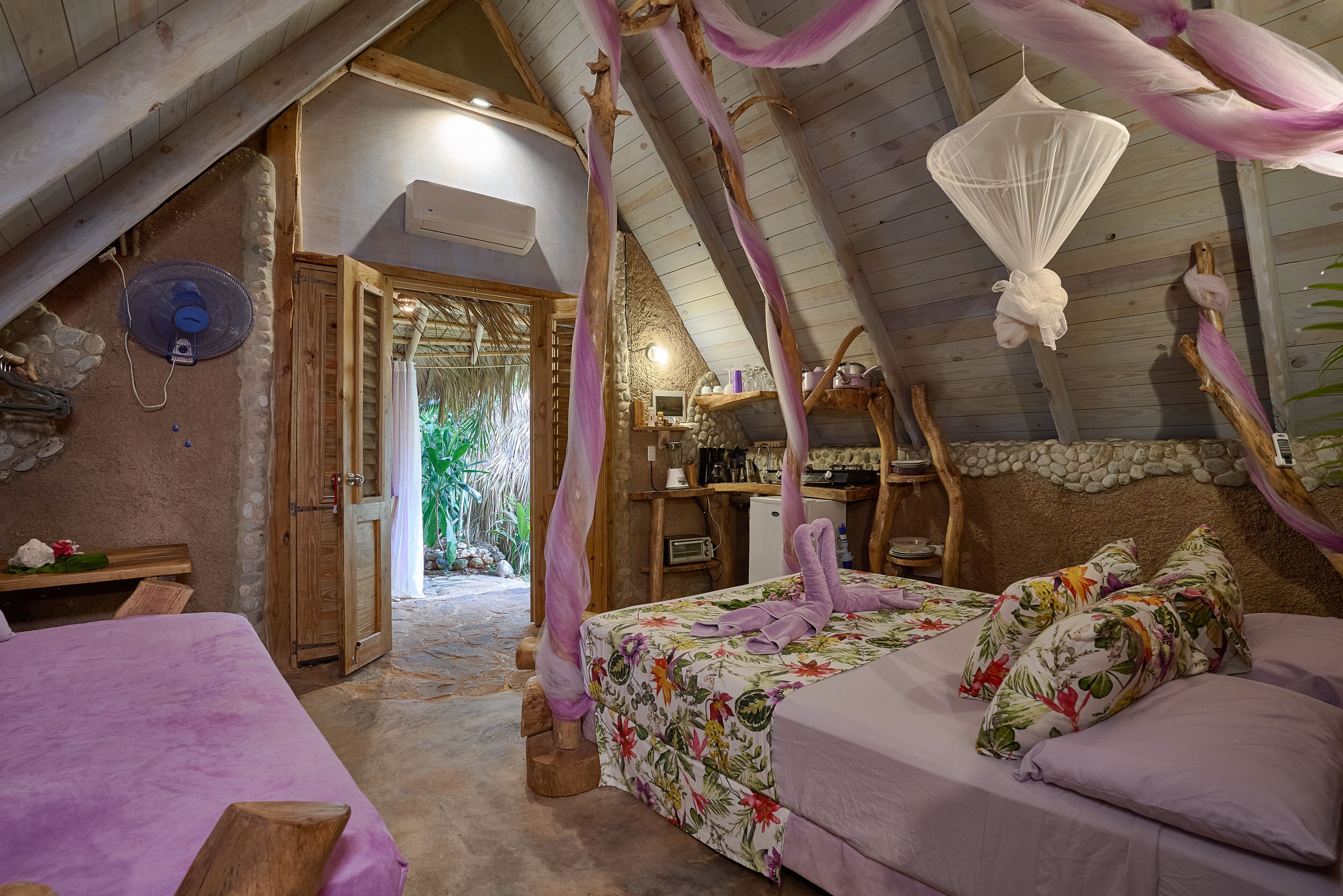 Chalet Tropical Village B&B