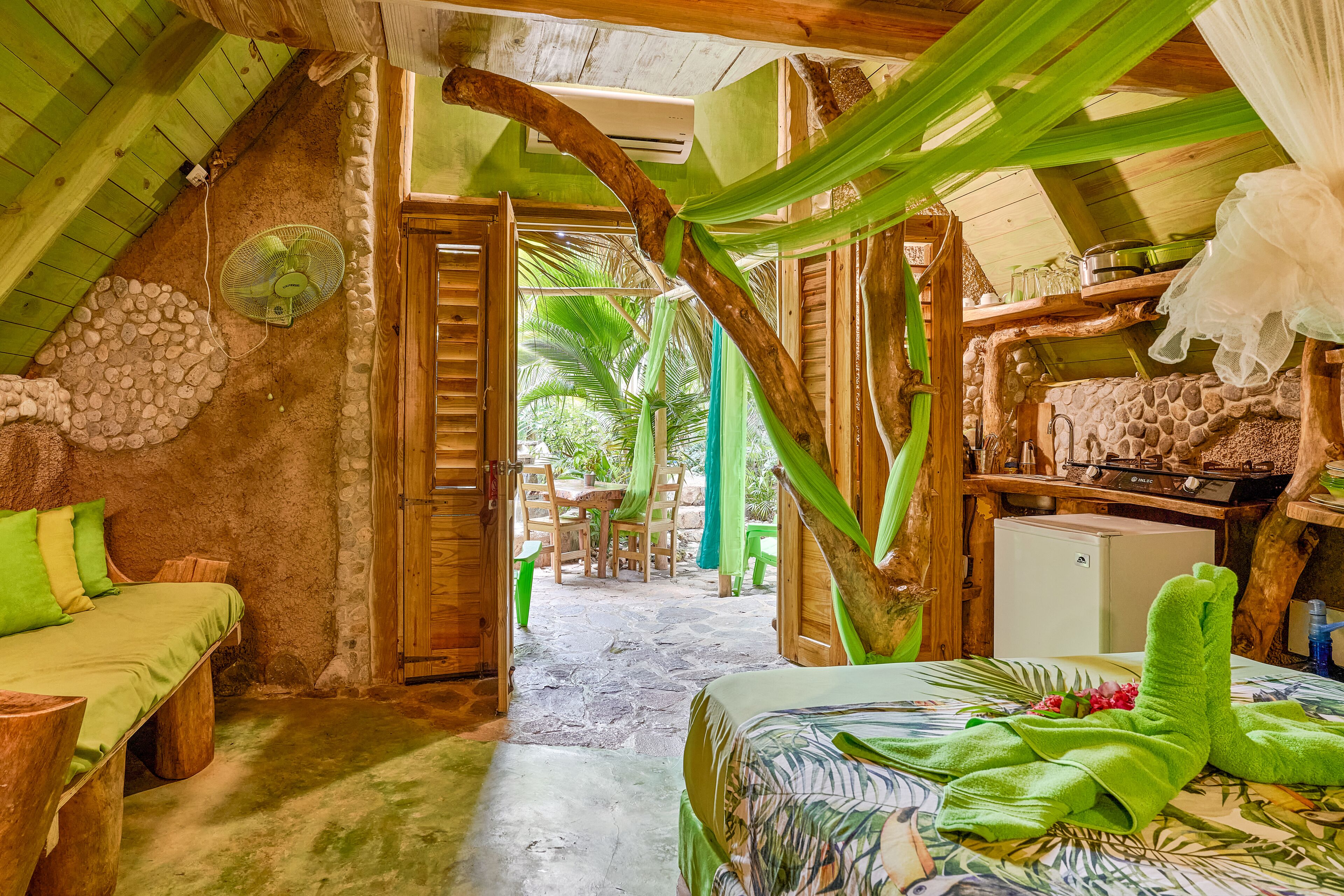 Chalet Tropical Village B&B