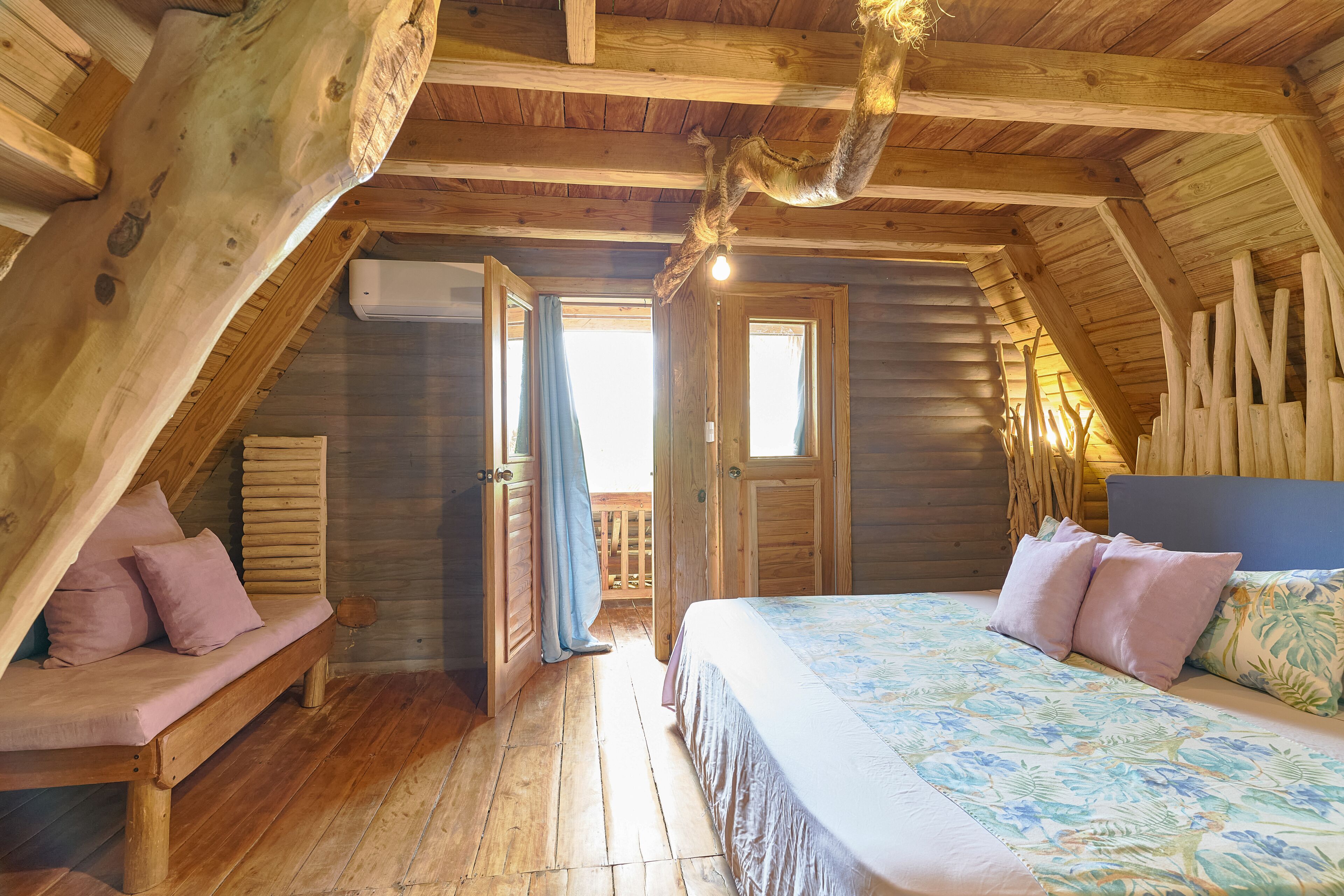 Chalet Tropical Village B&B