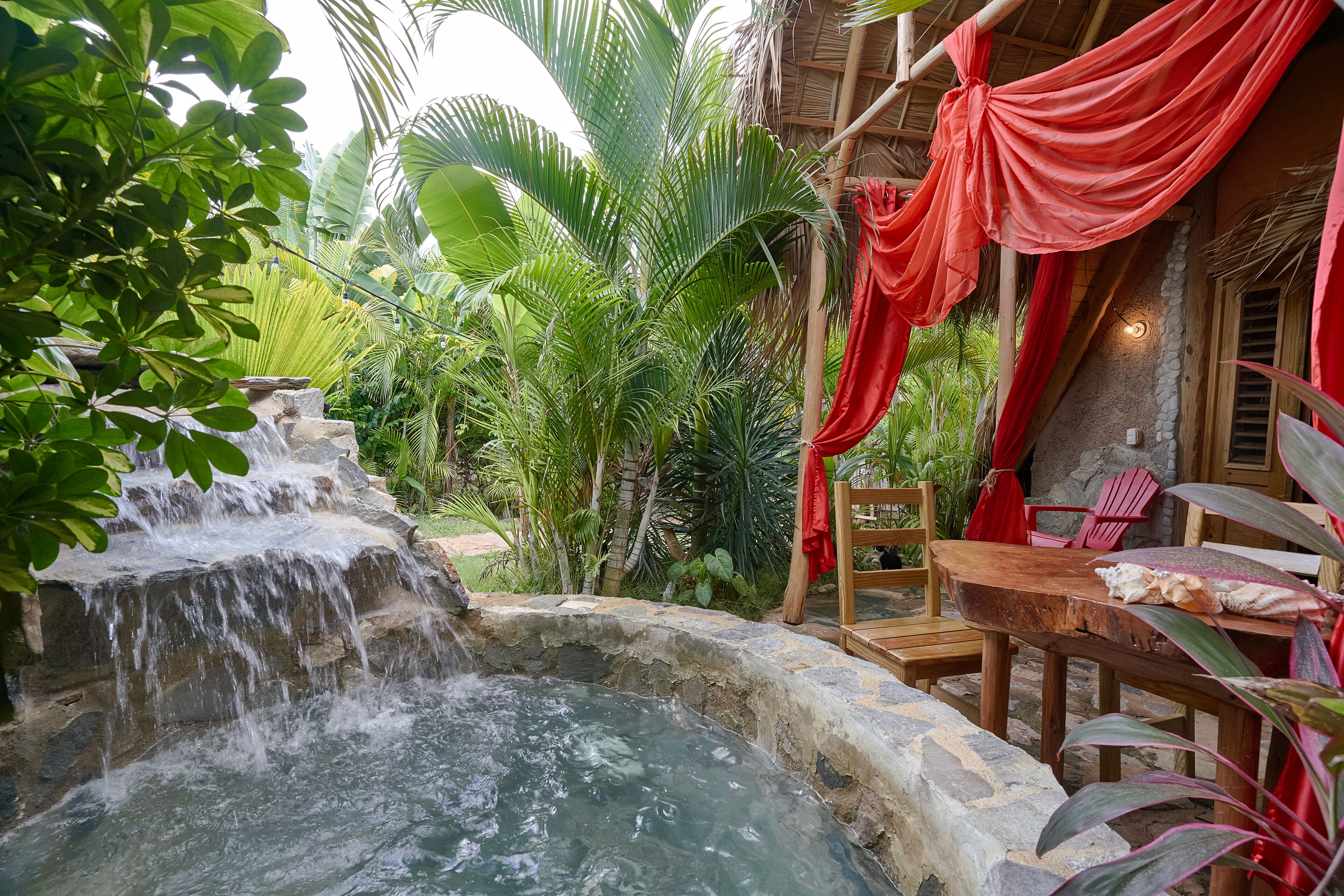 Chalet Tropical Village B&B