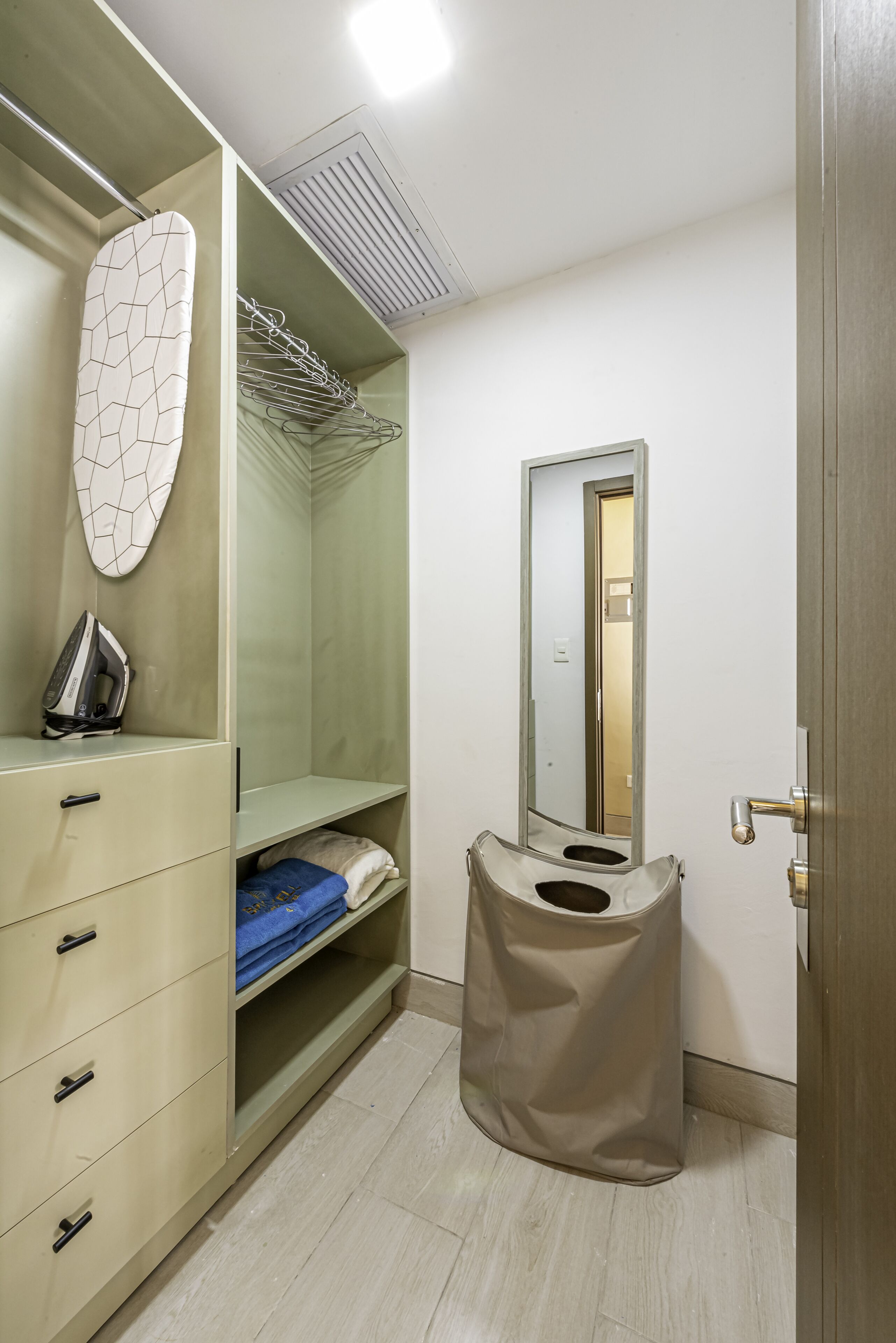 Brickell Apart Hotel