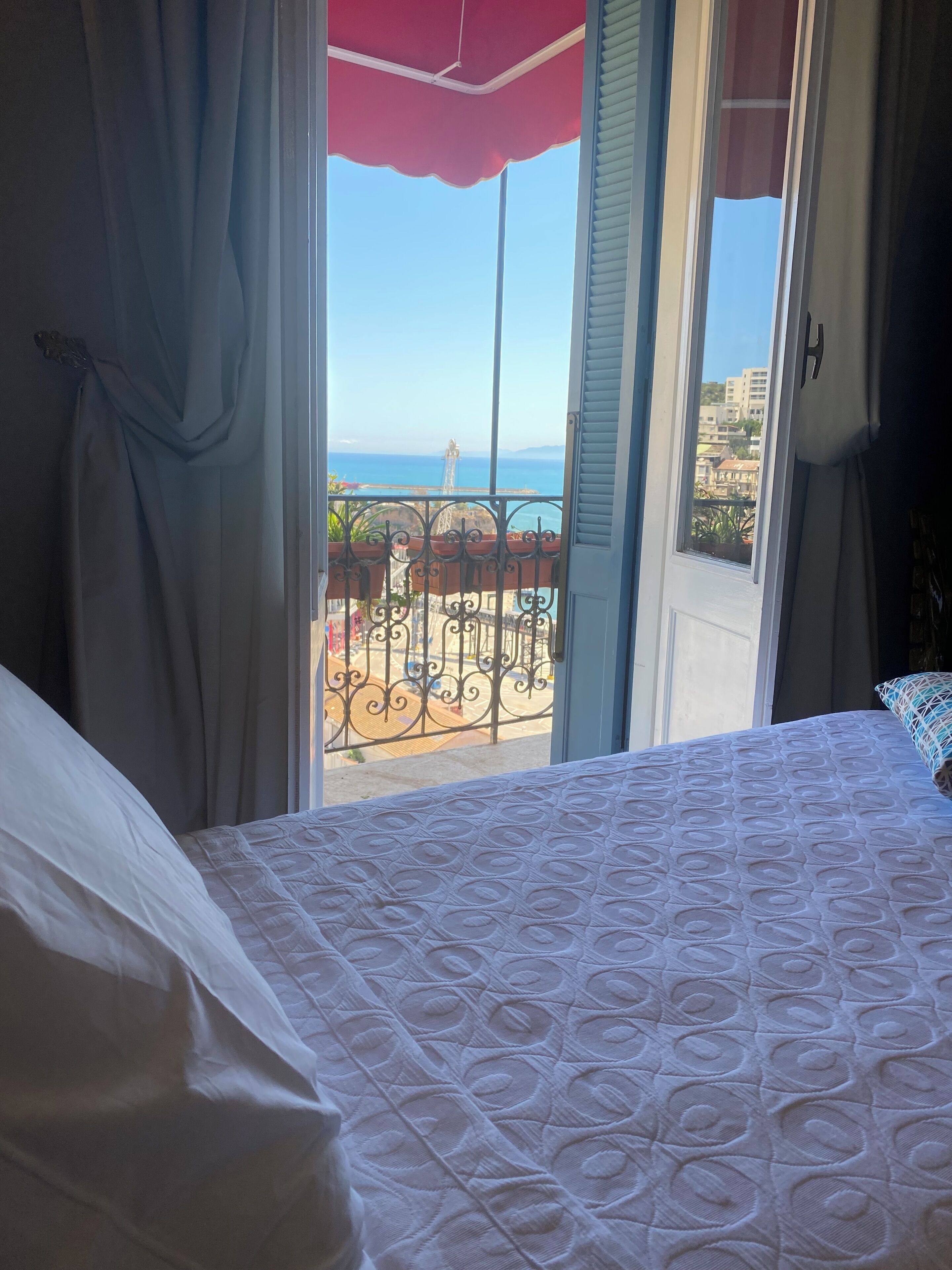 Hotel De Letoile