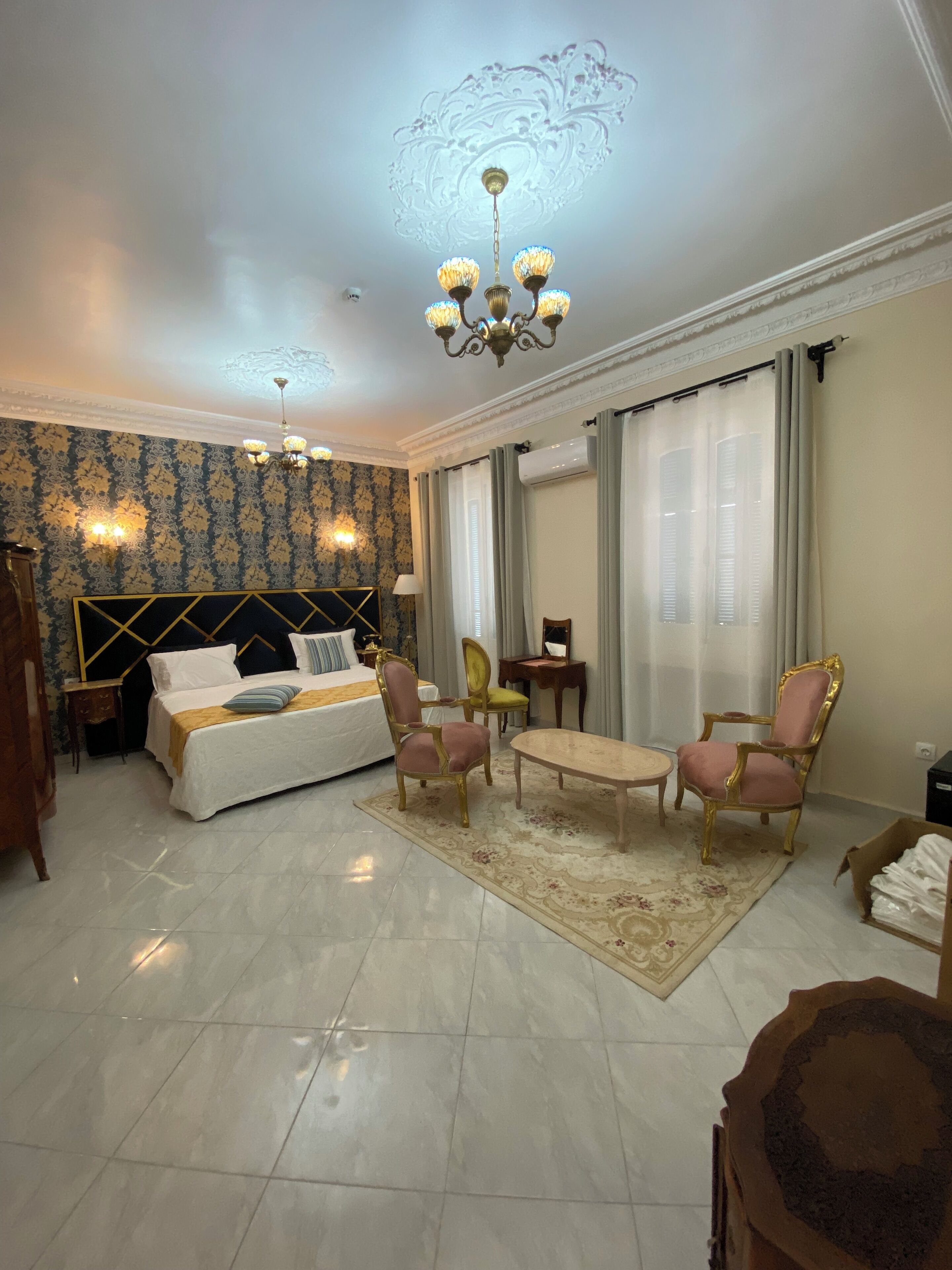 Hotel De Letoile